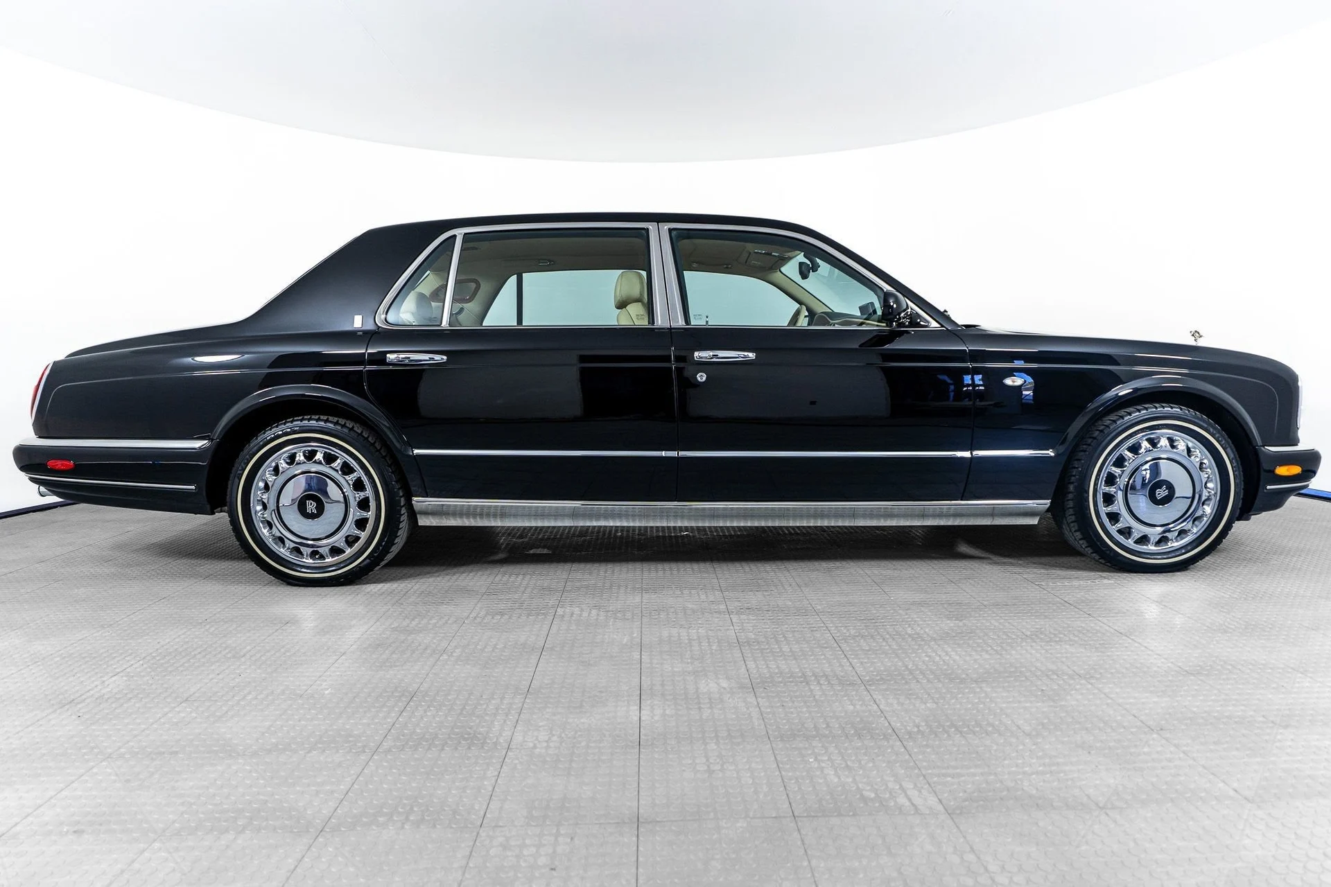 mph005_477450195_966092144e304c4d89ec6efa973a3e5e_6901b12429