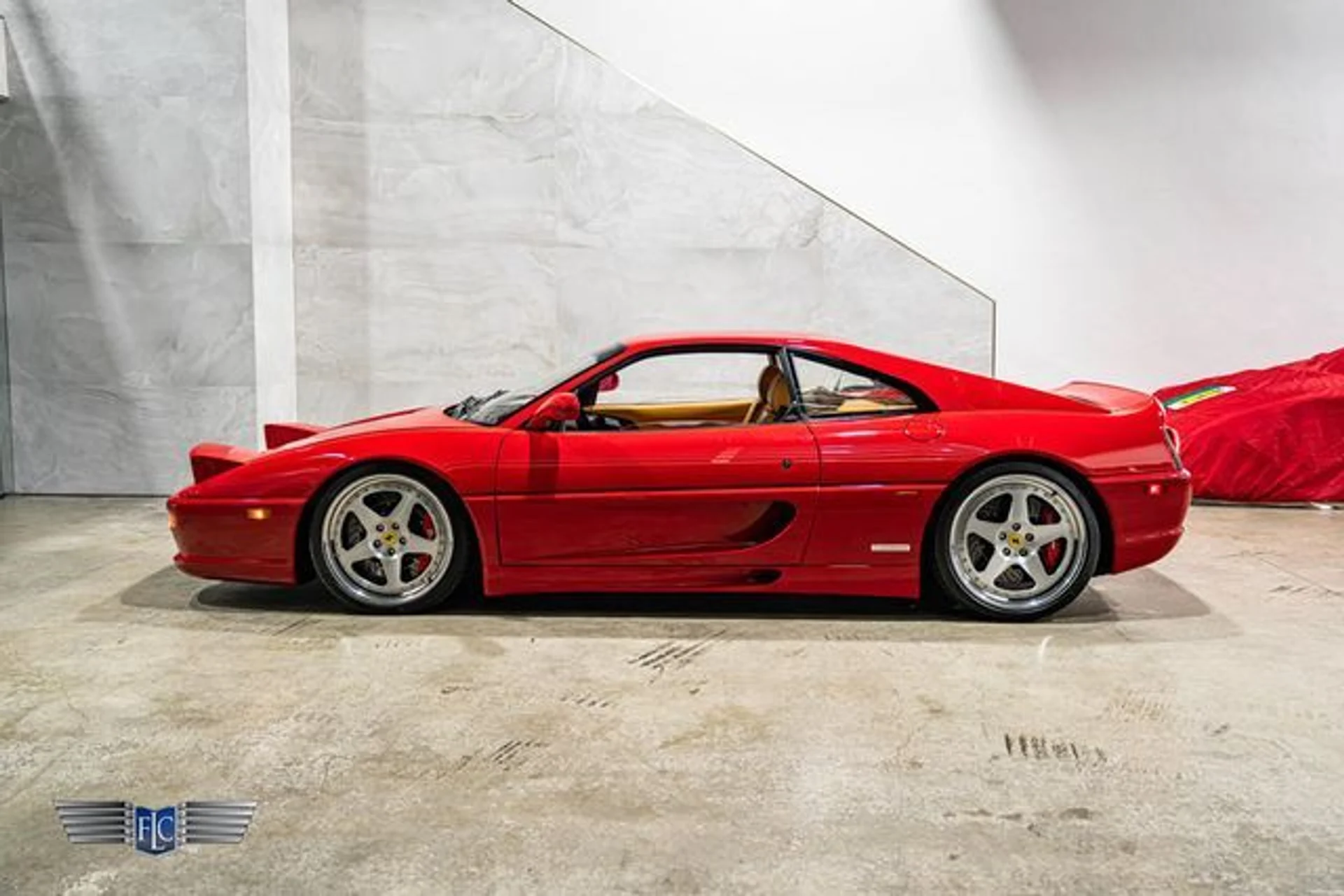 mph005_480838010_used_1995_ferrari_f355_coupe_9689_23083286_10_640_52bfaacbde