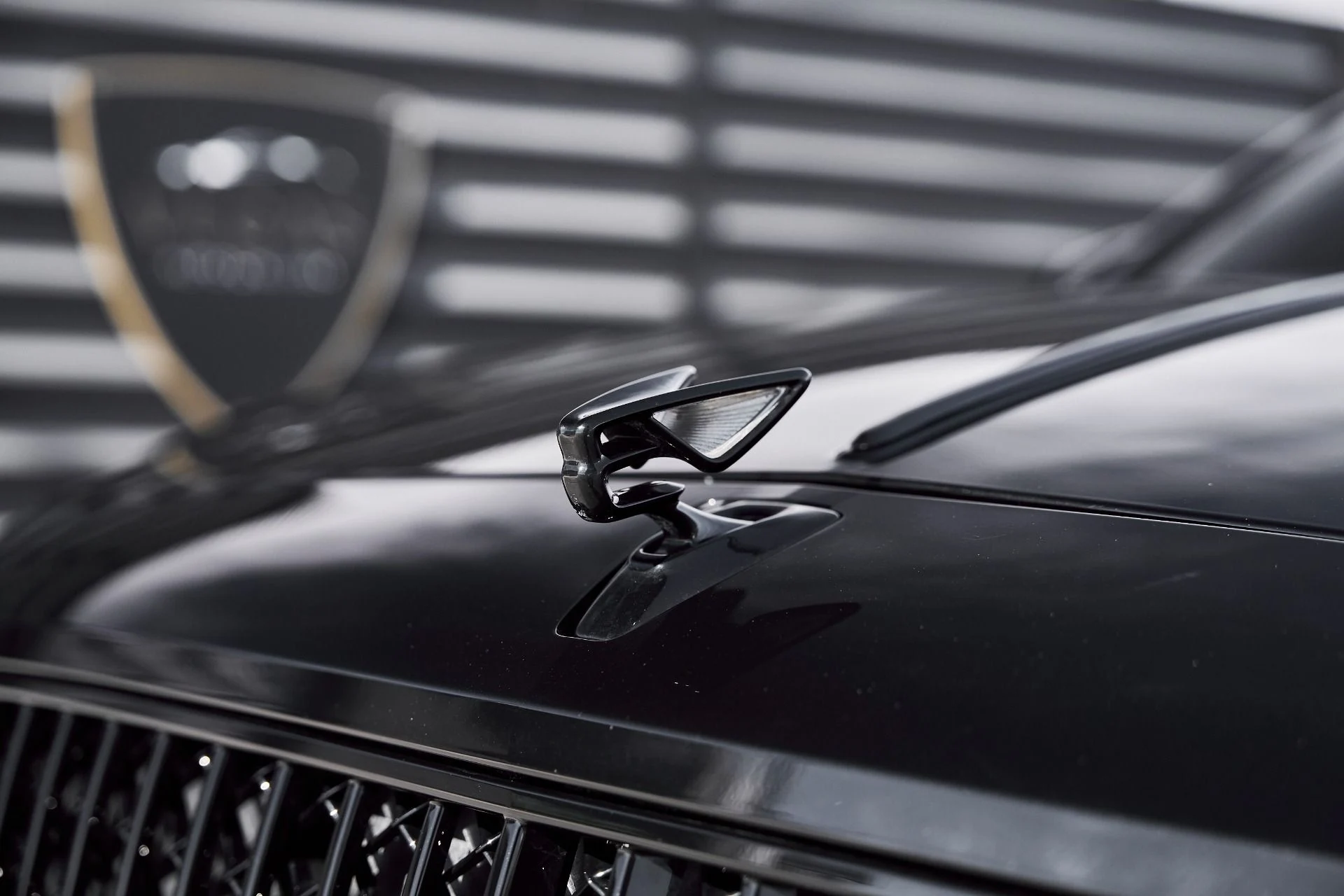 mph005_481436304_Used_2023_Bentley_Flying_Spur_S_1770950635_3f3788791e