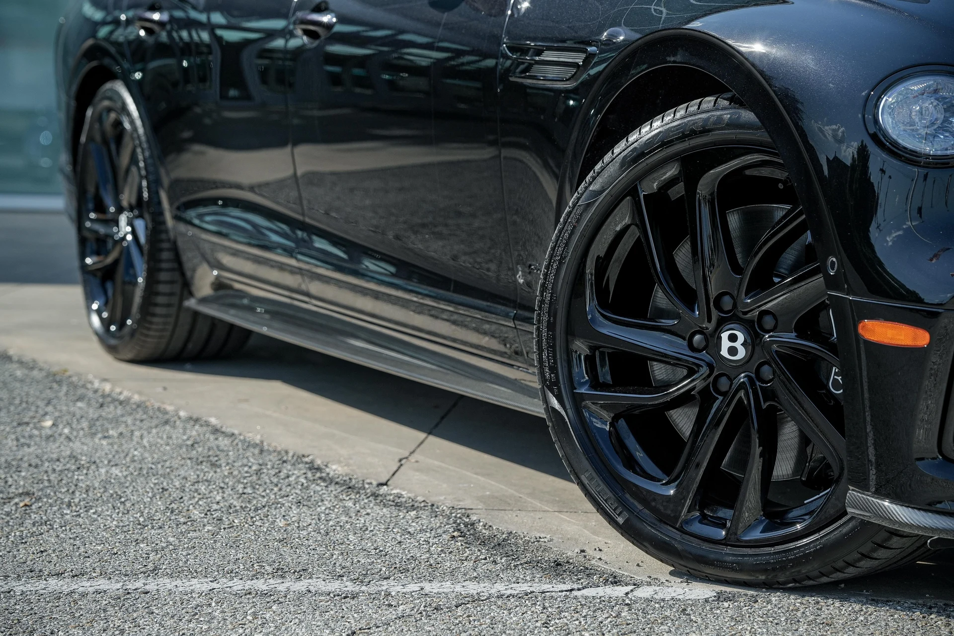 mph005_483880356_Hi_Tech_Luxury_Imports_LLC_SCBBR_6_ZG_1_SC_022806_image_5_b41bcb9290