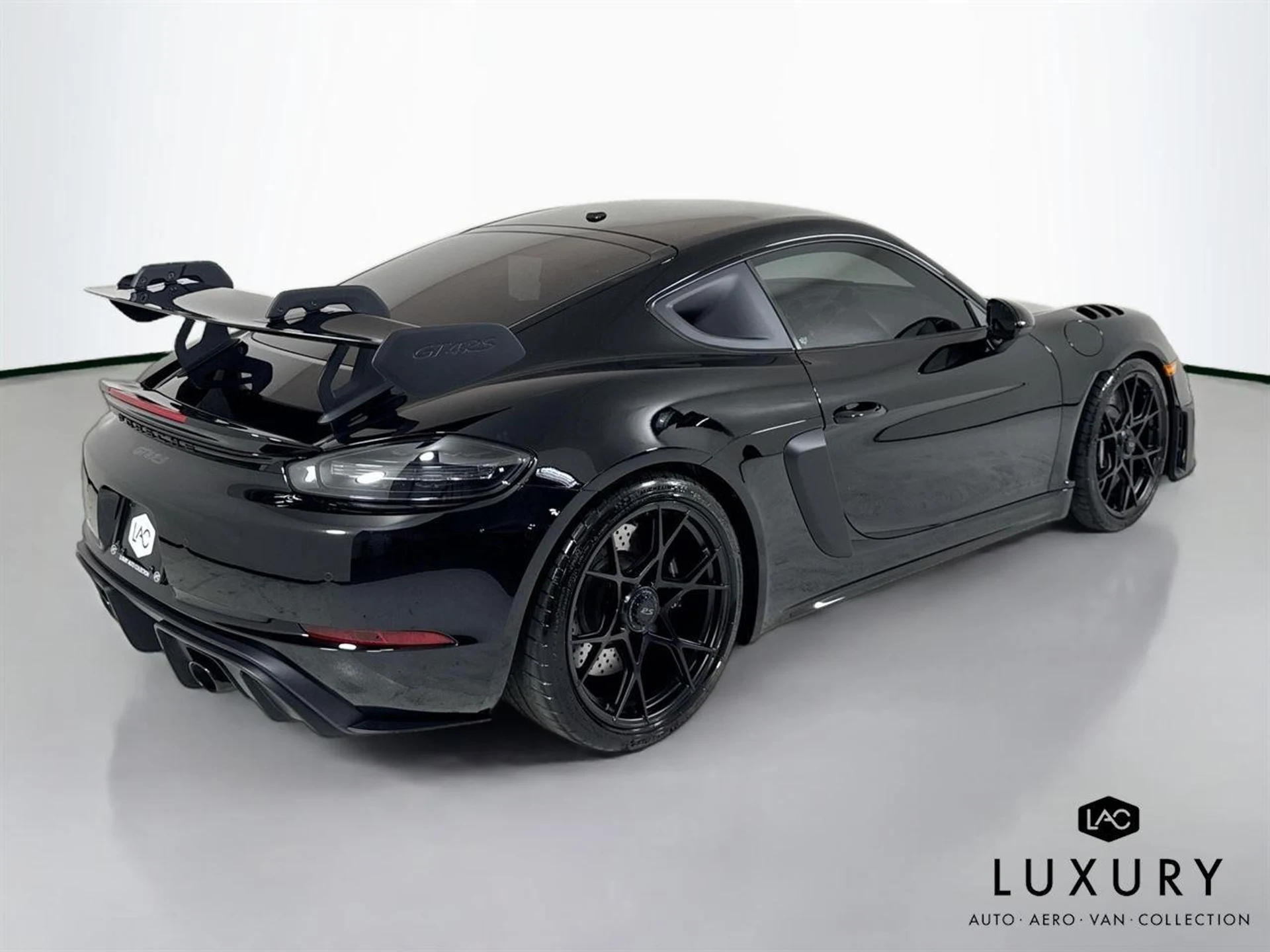 mph005_489502365_c90eab53ffccf67266a7a85940a00b9e_4053223883