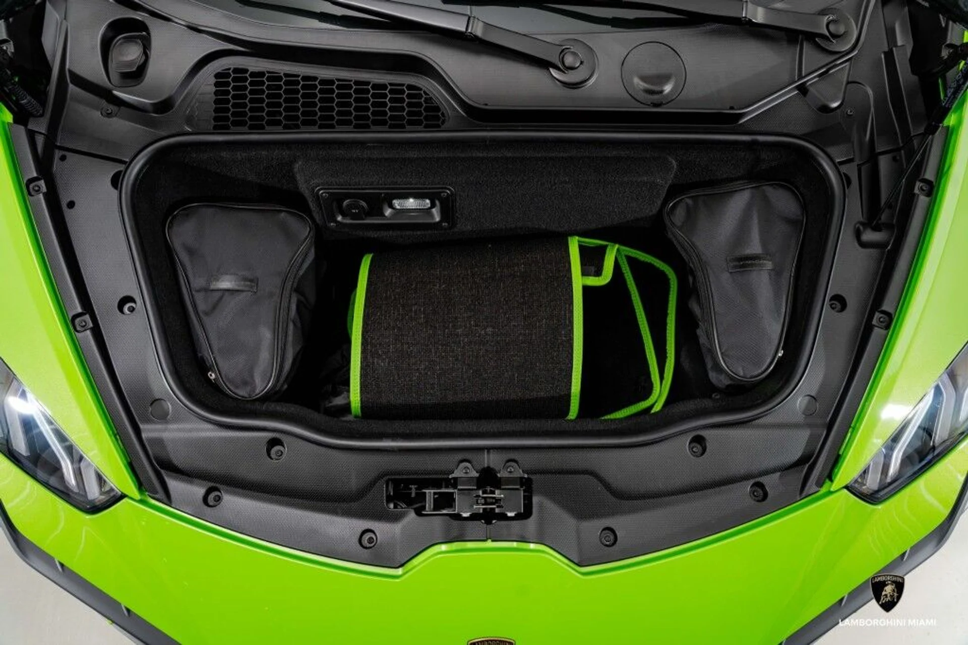 mph005_492290425_fd83d8615de9ef252c0f28ef3d858920_bc05bac199