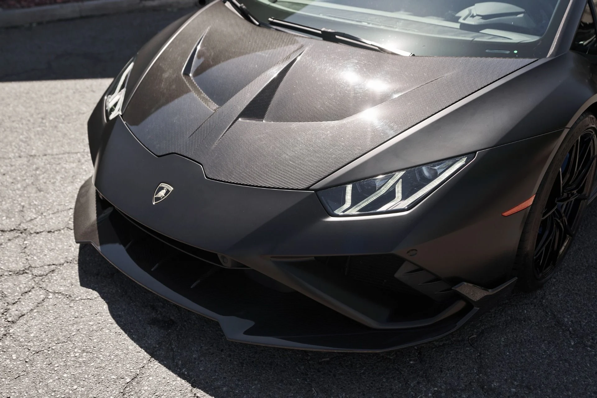 mph005_496375768_Used_2021_Lamborghini_Huracan_EVO_Base_1758314612_af3eddf669