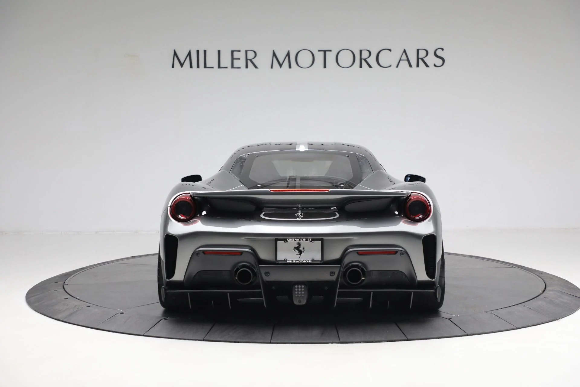 mph005_49736718_Used_2020_Ferrari_488_Pista_b3ebbadcfe