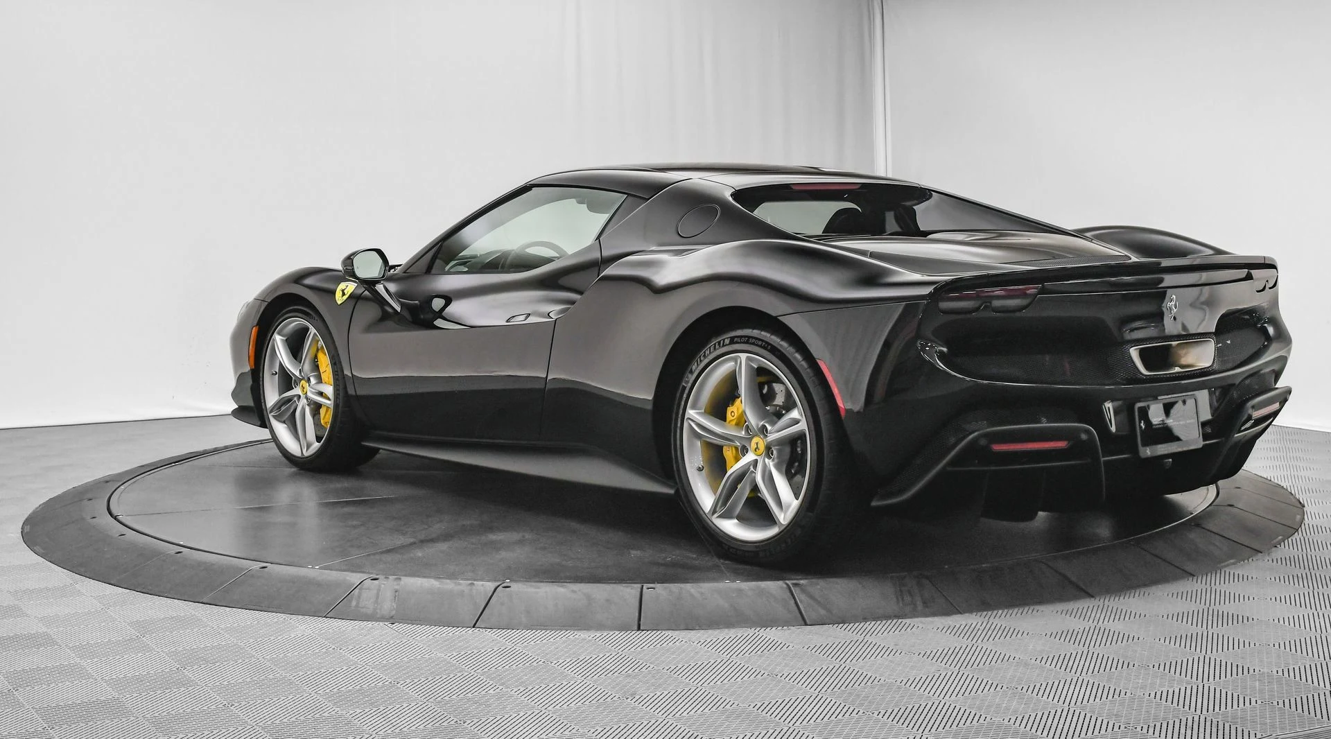 mph005_498789644_78086b7f4fa240cab710b86b7343a750_44ceb82dd0