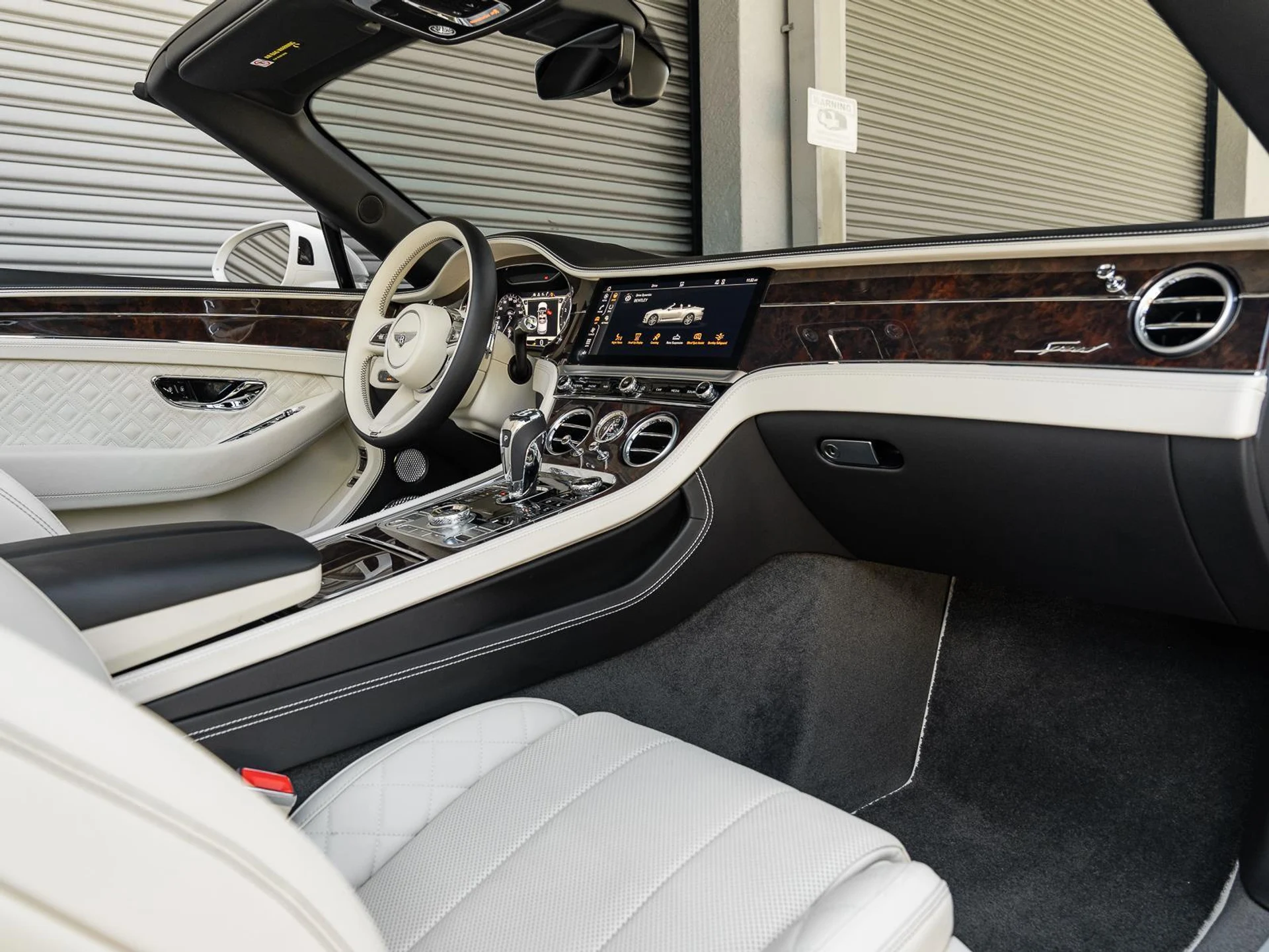 mph005_501412219_Used_2022_Bentley_Continental_GT_Speed_1780952639_640ceb8a65