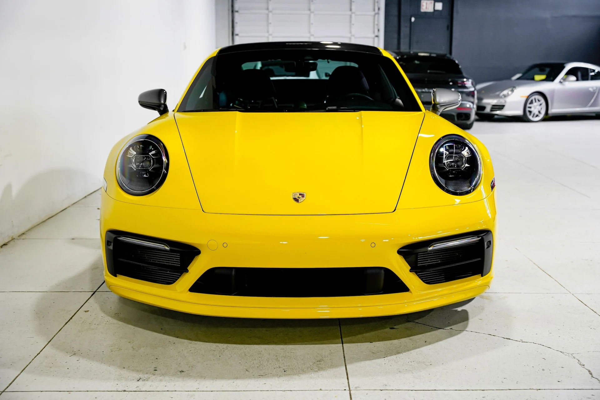 mph005_505693788_a760cd2f501c2bec90556fac08e94596x_8a918d0a39