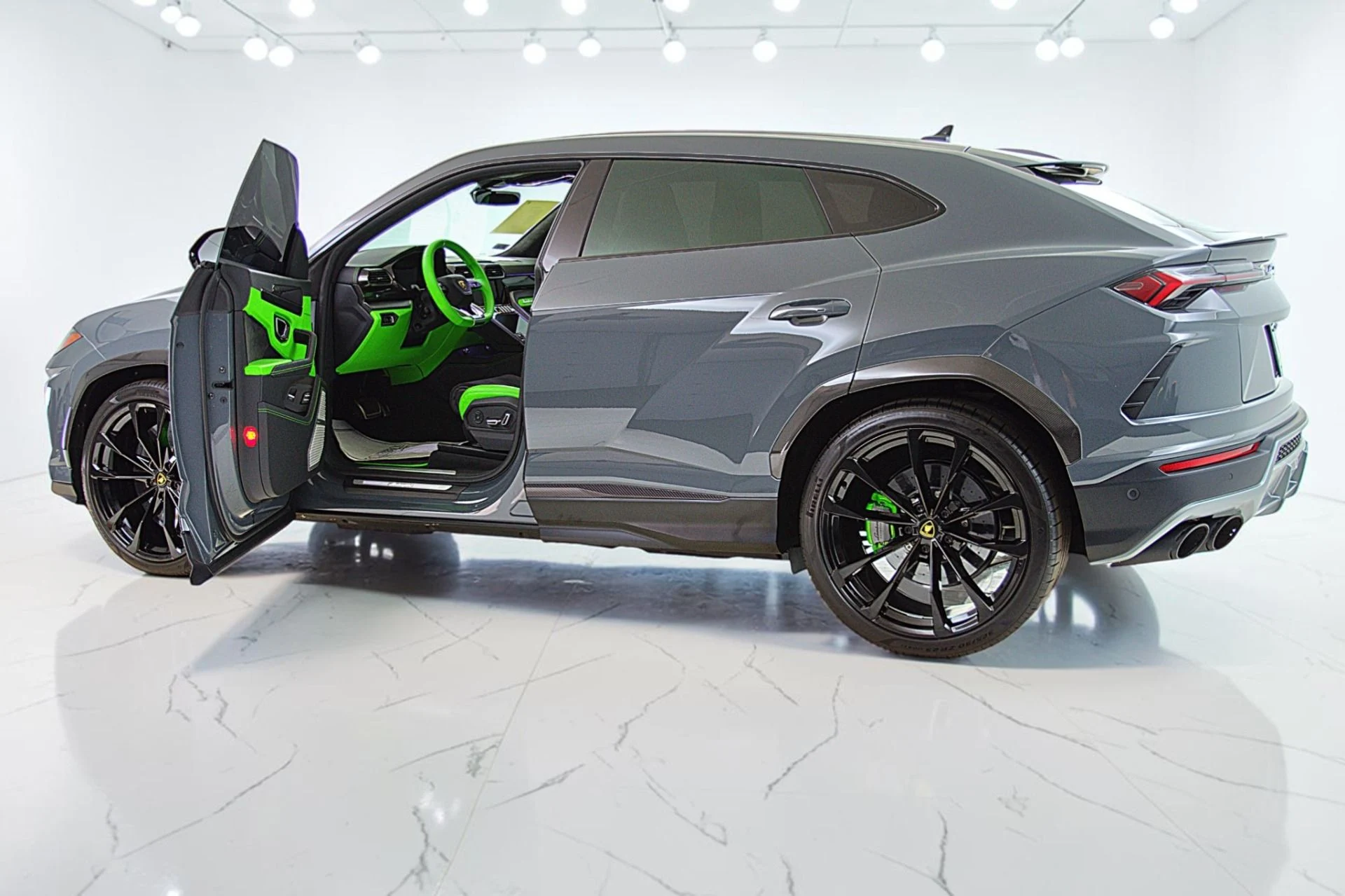mph005_508326964_Used_2022_Lamborghini_Urus_SELEZIONE_PRE_OWNED_CERTIFIED_171180ecb1