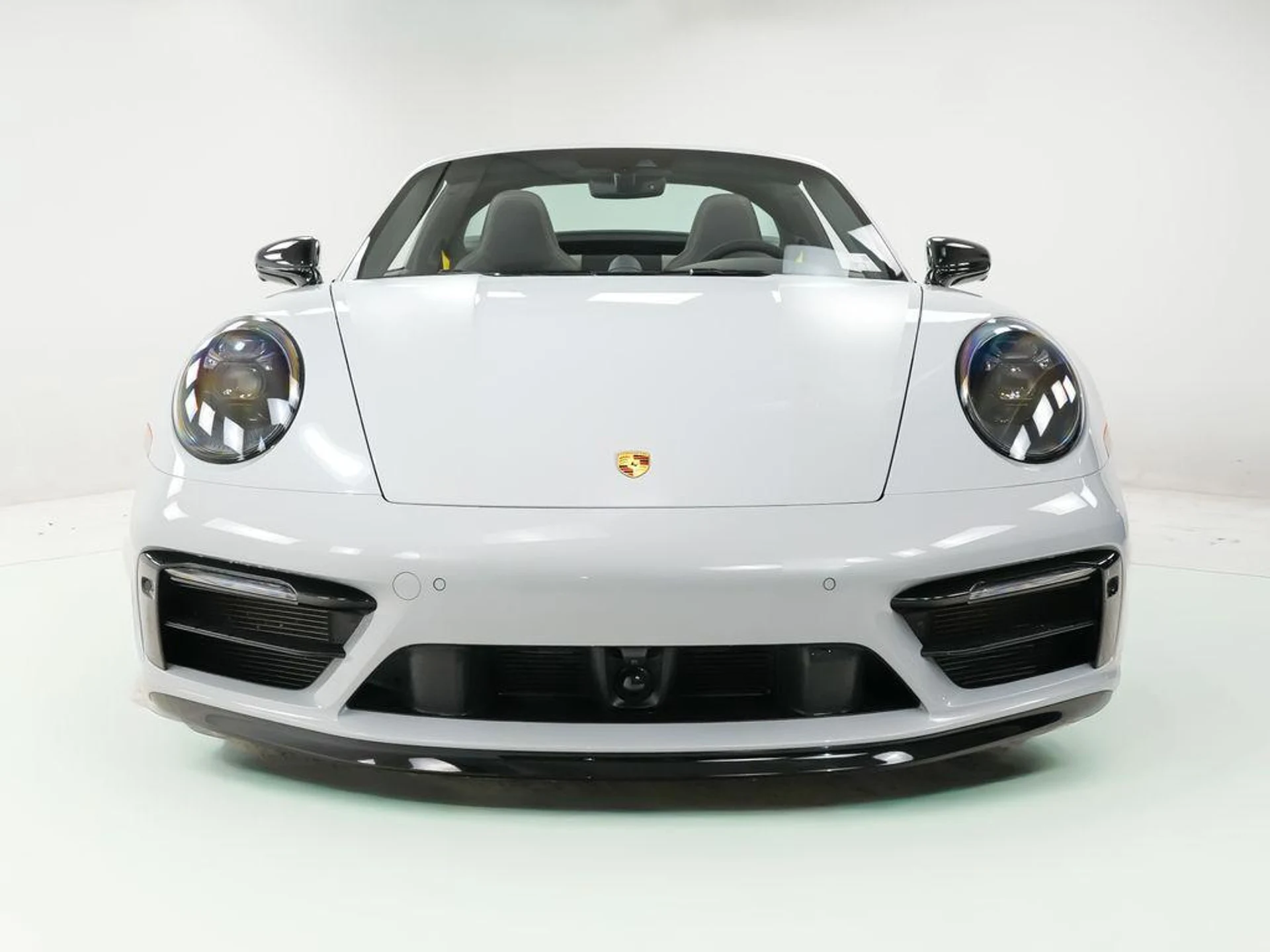 mph005_509501191_F_Rzs_IP_3rc_FPC_Ptuq5_Md_PP_ZP_40_21c469c40f