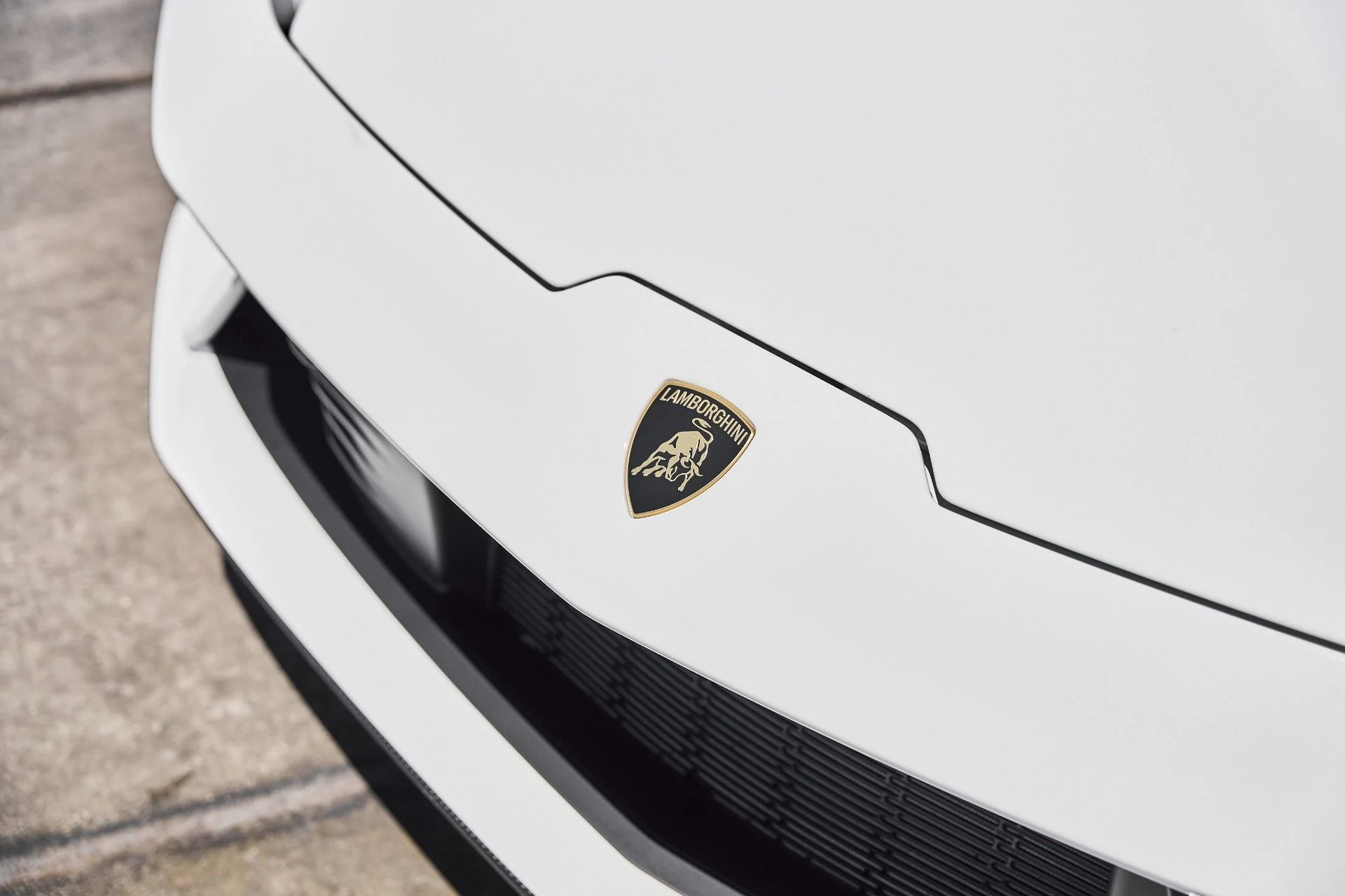 mph005_512213569_Used_2026_Lamborghini_Temerario_Base_1780532895_bd332e5155