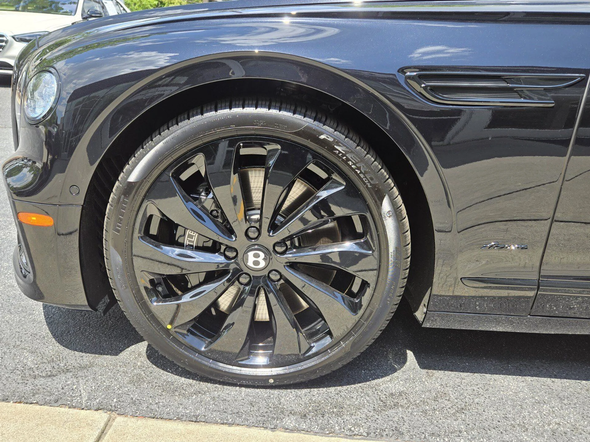 mph005_516021763_6daaea855a209697e9aae684a0b84c73x_3948ded942