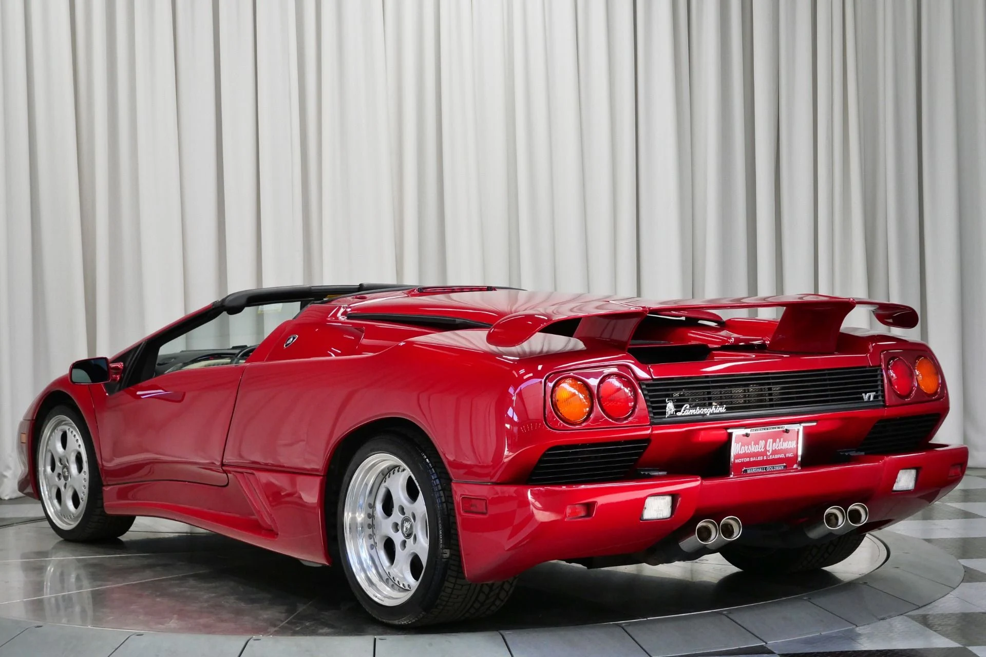 mph005_52460648_Used_1999_Lamborghini_Diablo_VT_Roadster_1747320000_3d0d2bbb87