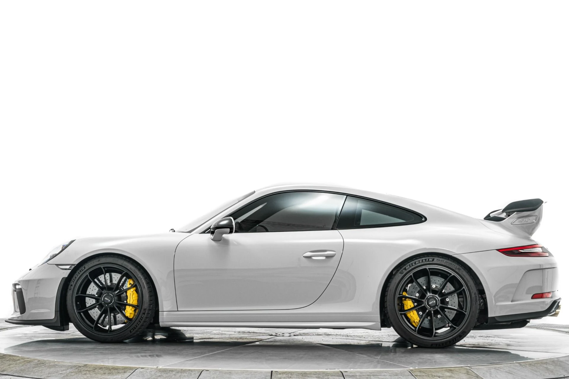 mph005_527677945_Used_2019_Porsche_911_GT_3_6_Speed_Manual_Carbon_Buckets_Extended_Leather_1779893213_72ab2c821d