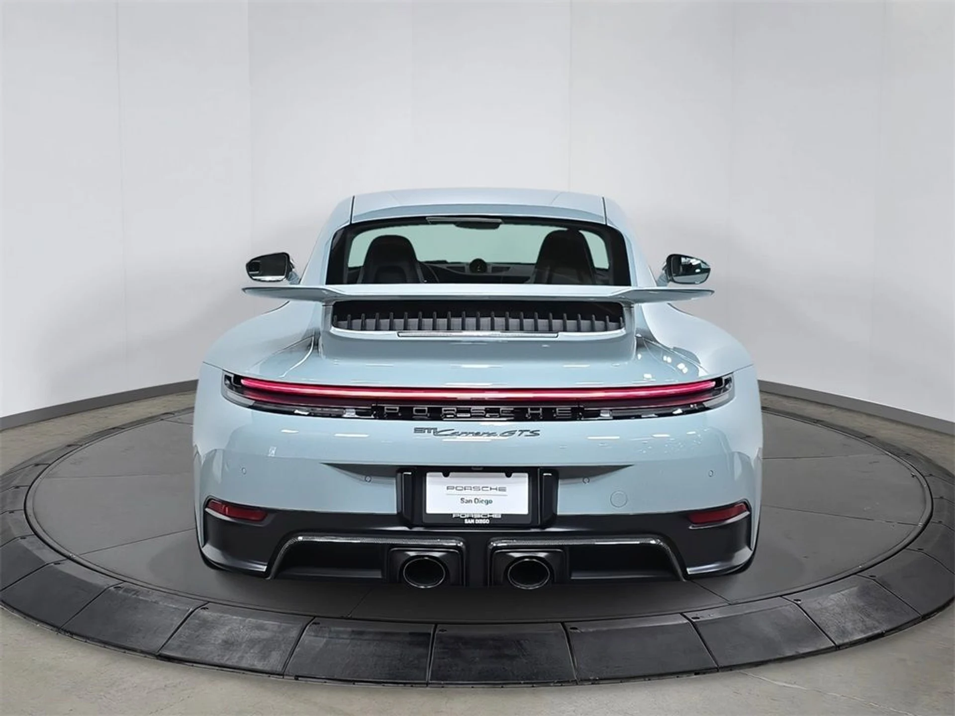 mph005_532132645_447f4e859503df4eb13dfa31a87033dd_63406886b0