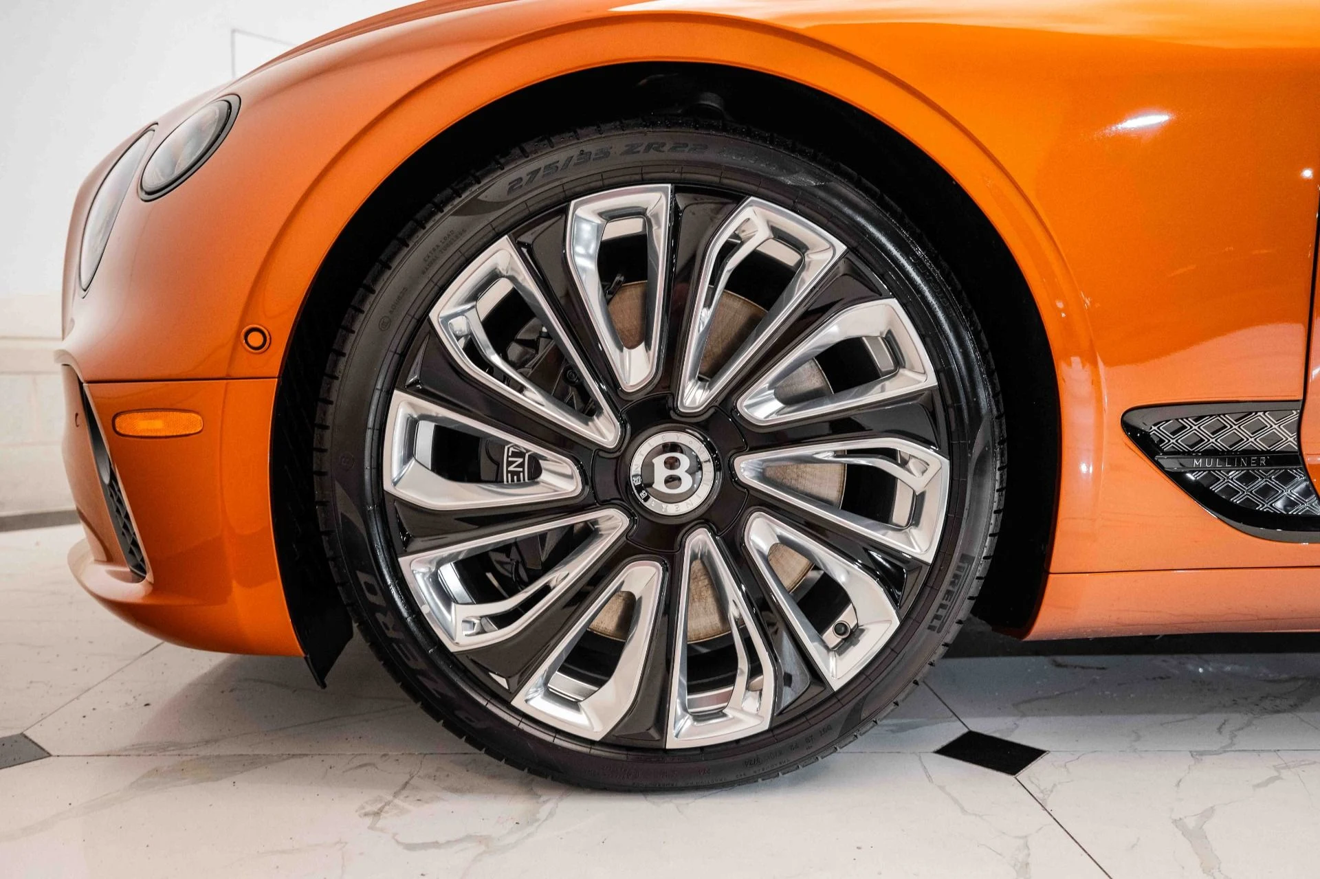mph005_54348112_Used_2024_Bentley_Continental_GTC_Mulliner_W12_1720134236_8750dd3eb0