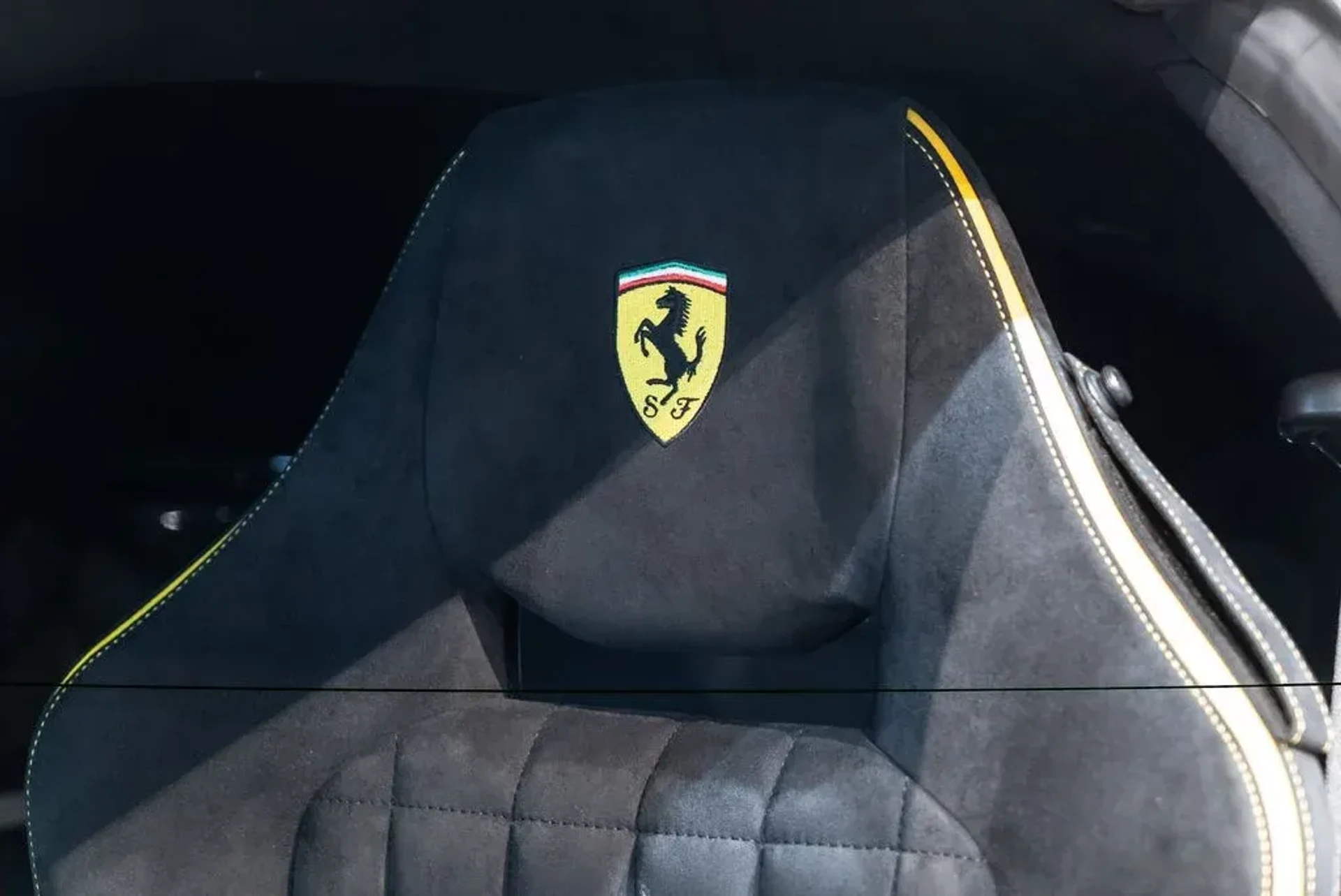 mph005_544758129_0101a2782452b0a79d2a3cbd871cc1c0_7b31826a1b