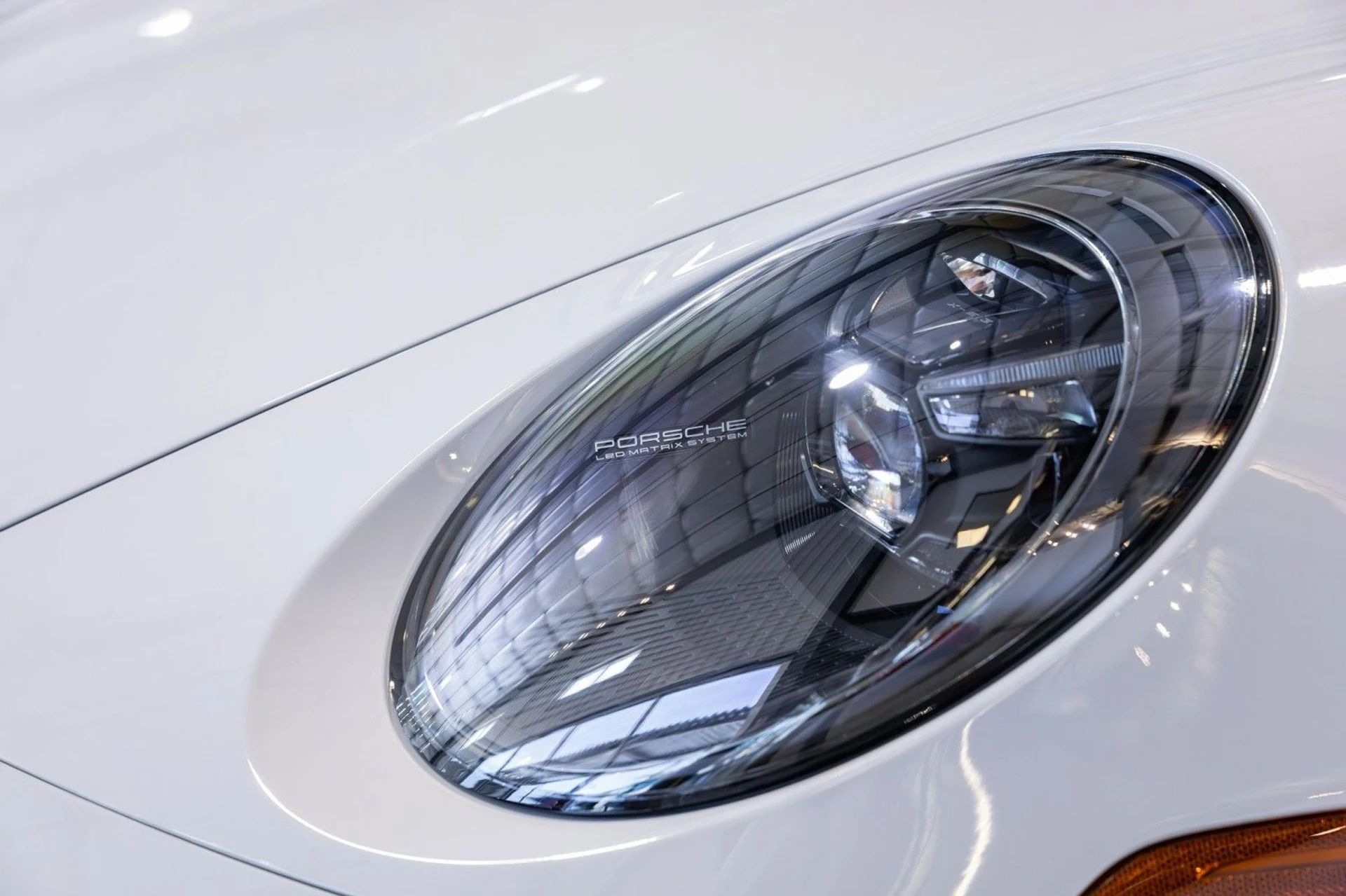 mph005_553098892_Tg_1f4b510c9f