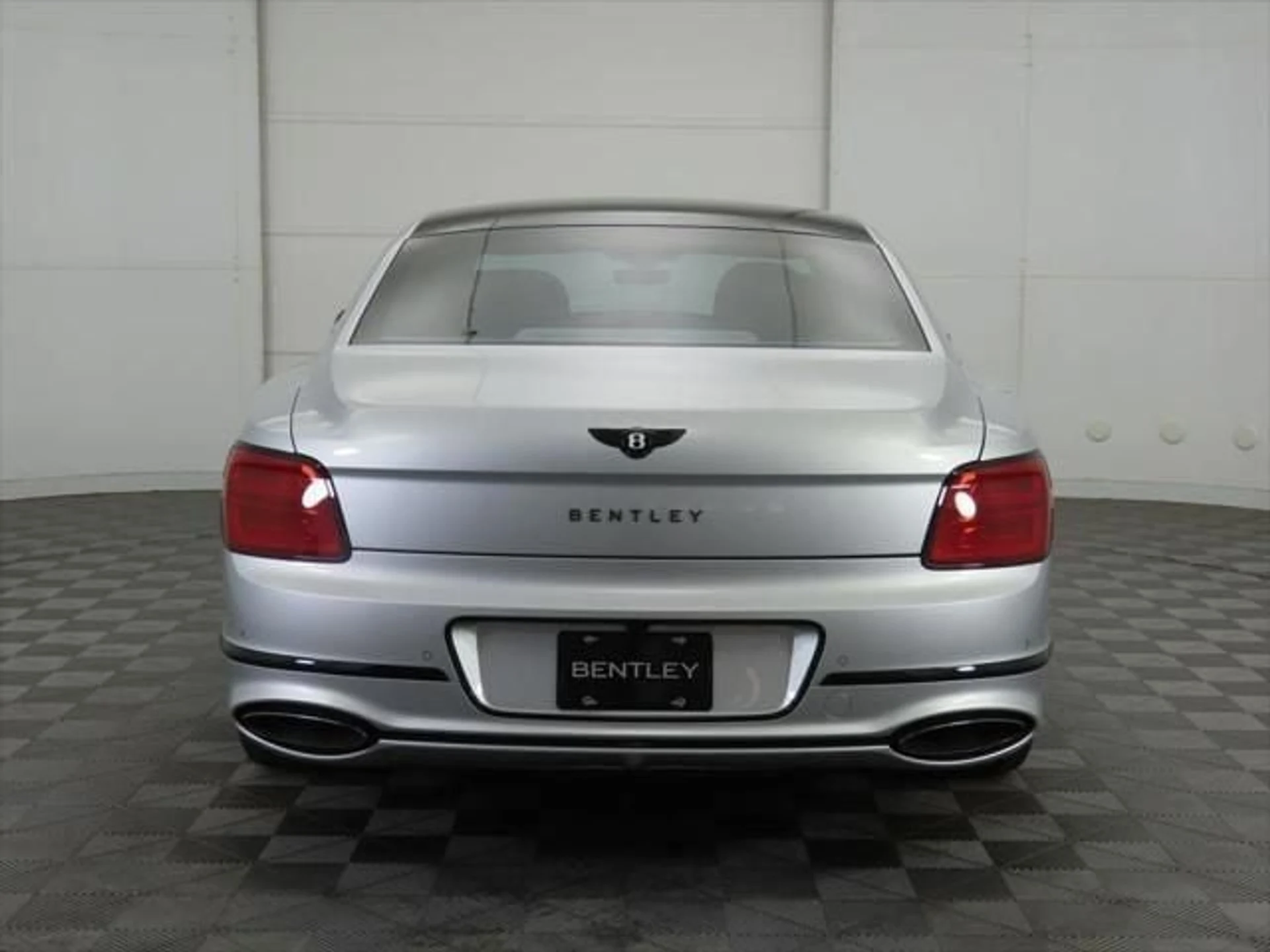 mph005_55319765_used_2025_bentley_flying_spur_blackeditionsedan_8119_23021249_6_640_375233c87a
