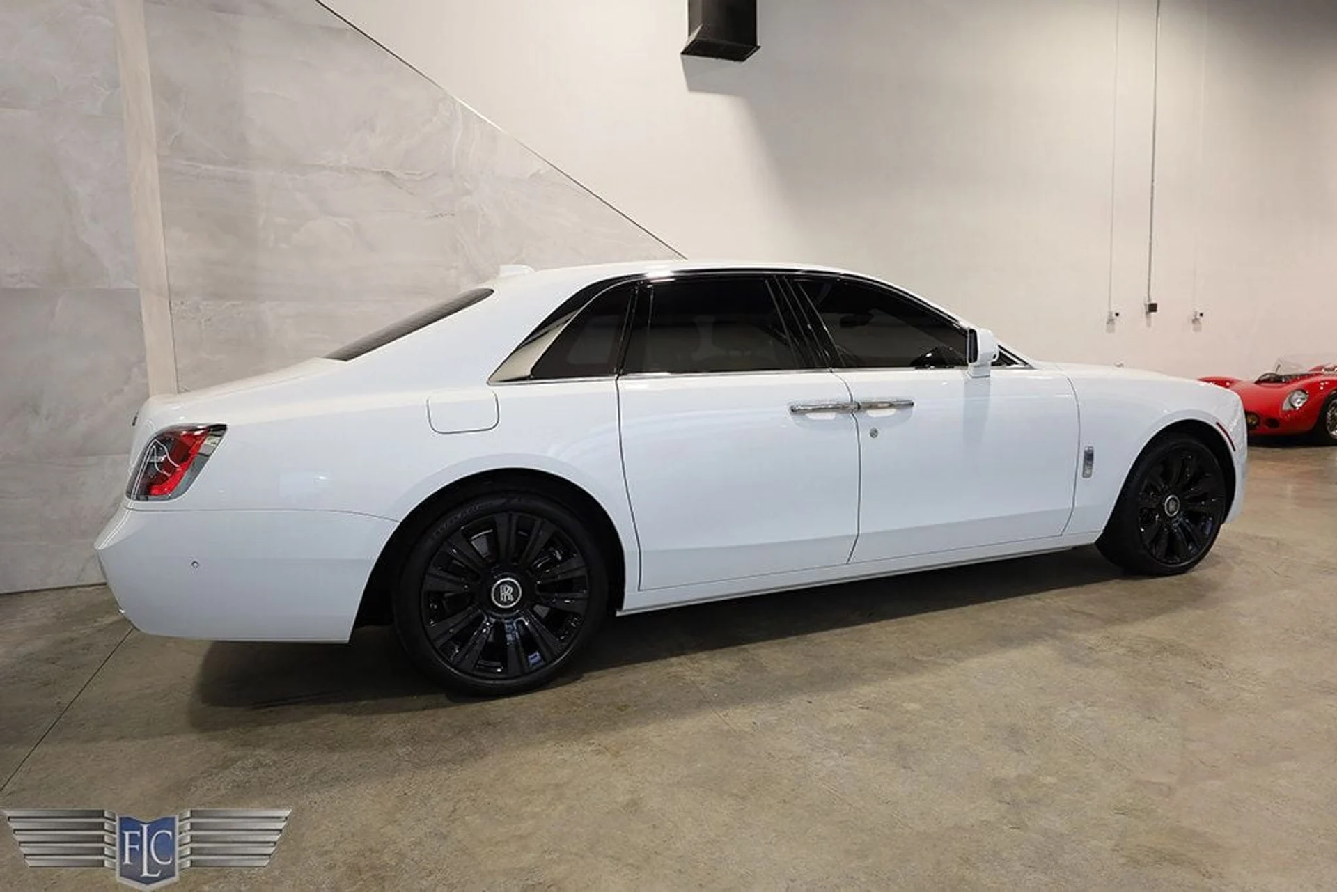 mph005_557356435_used_2021_rolls_royce_ghost_withghostpackage_9689_21336772_6_1024_0c91b893a3