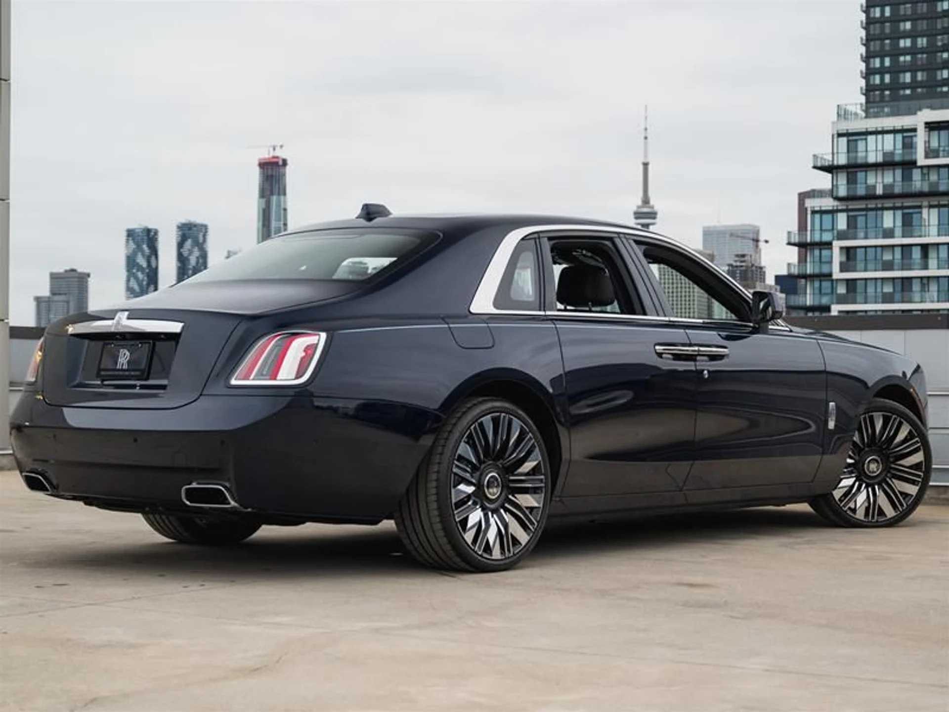 mph005_55822958_ukehthrh_2ebae4dfc8