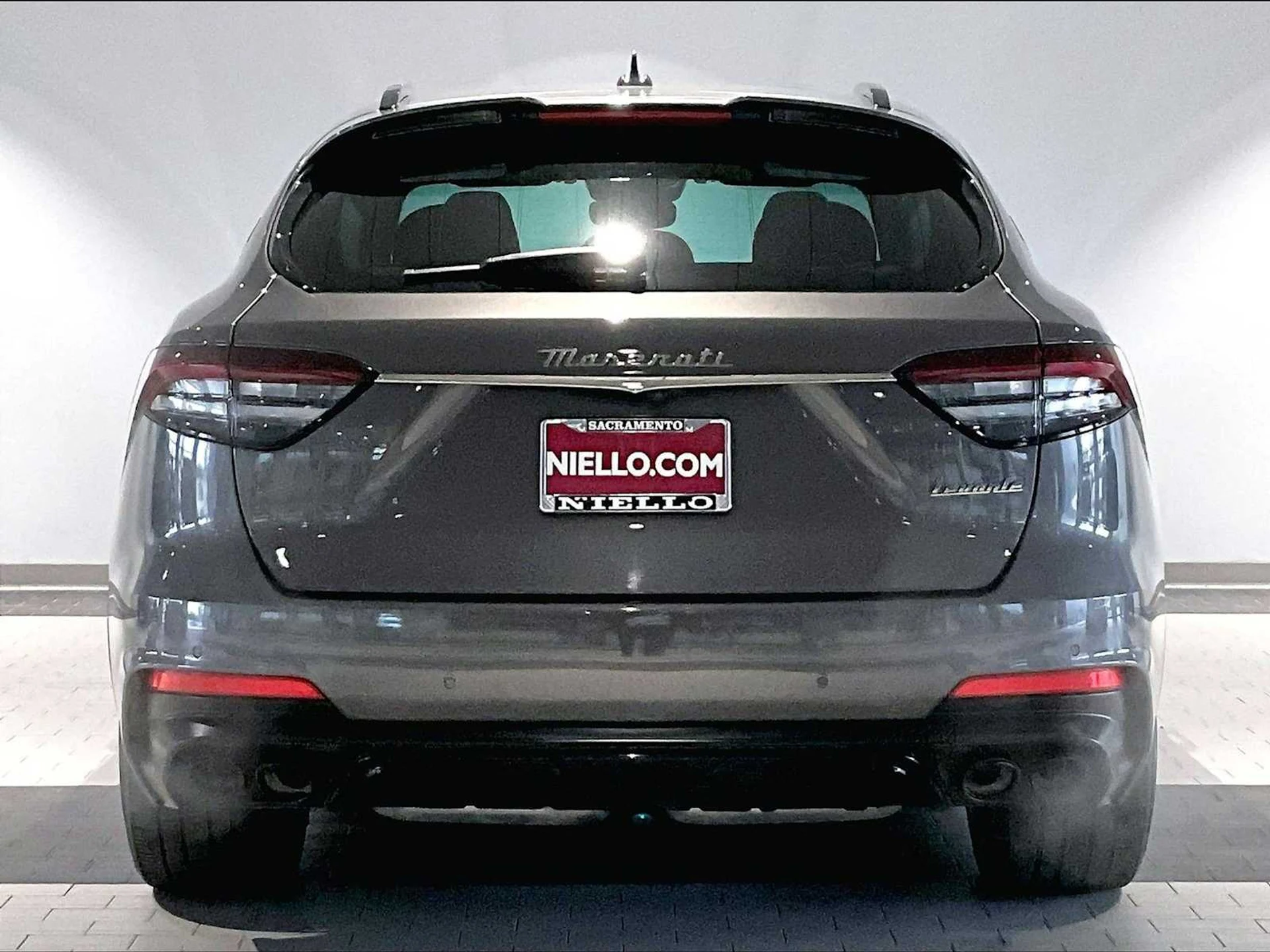 mph005_58184522_3fd457fd11e59d60ac096b6b6901d46ax_bf23690196