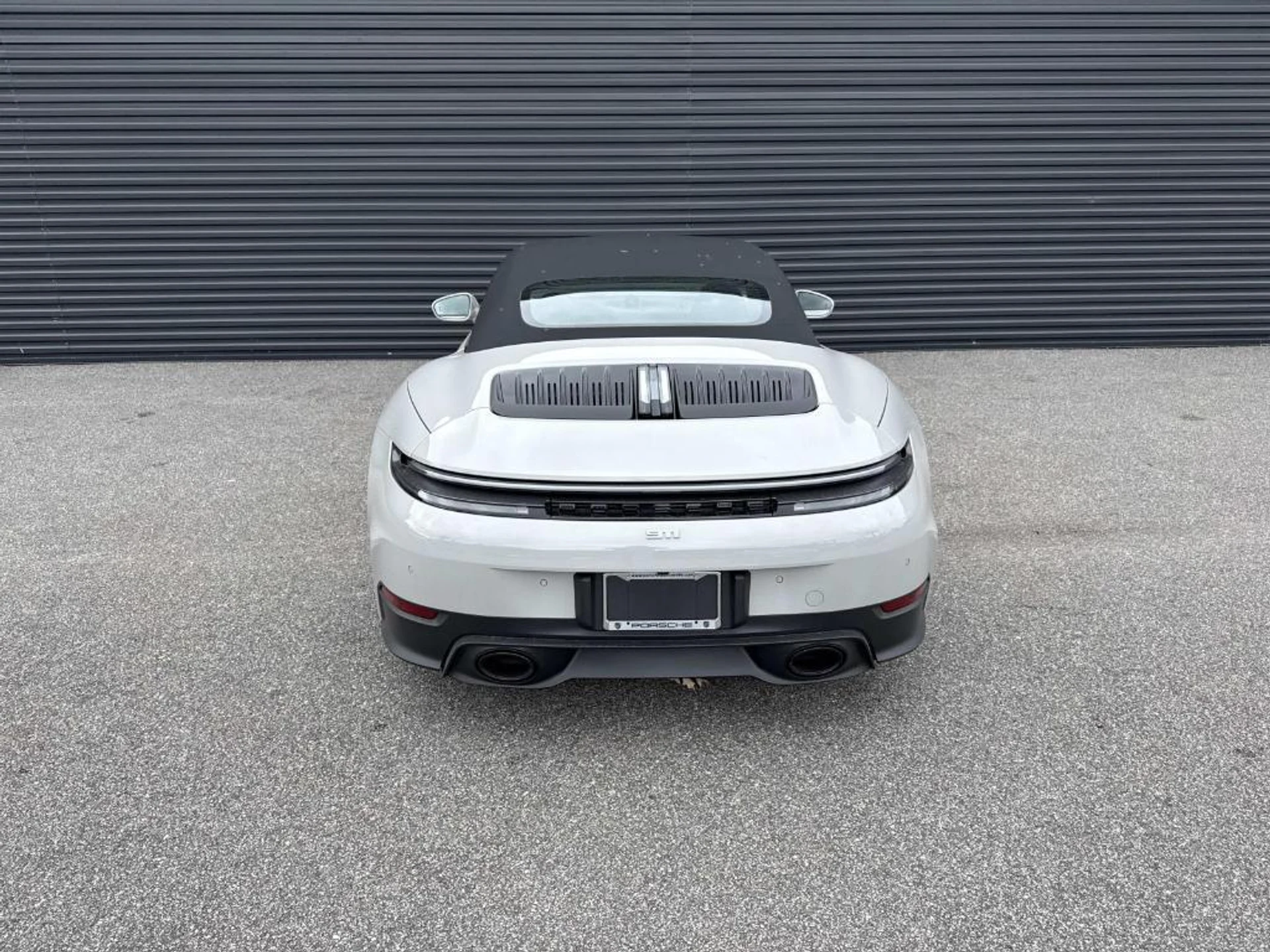 mph005_583821510_F_Dg_Wy_Guy_n_TL_Lwo_V_Ni_Czn_Txjt_c_ee0e5005ba