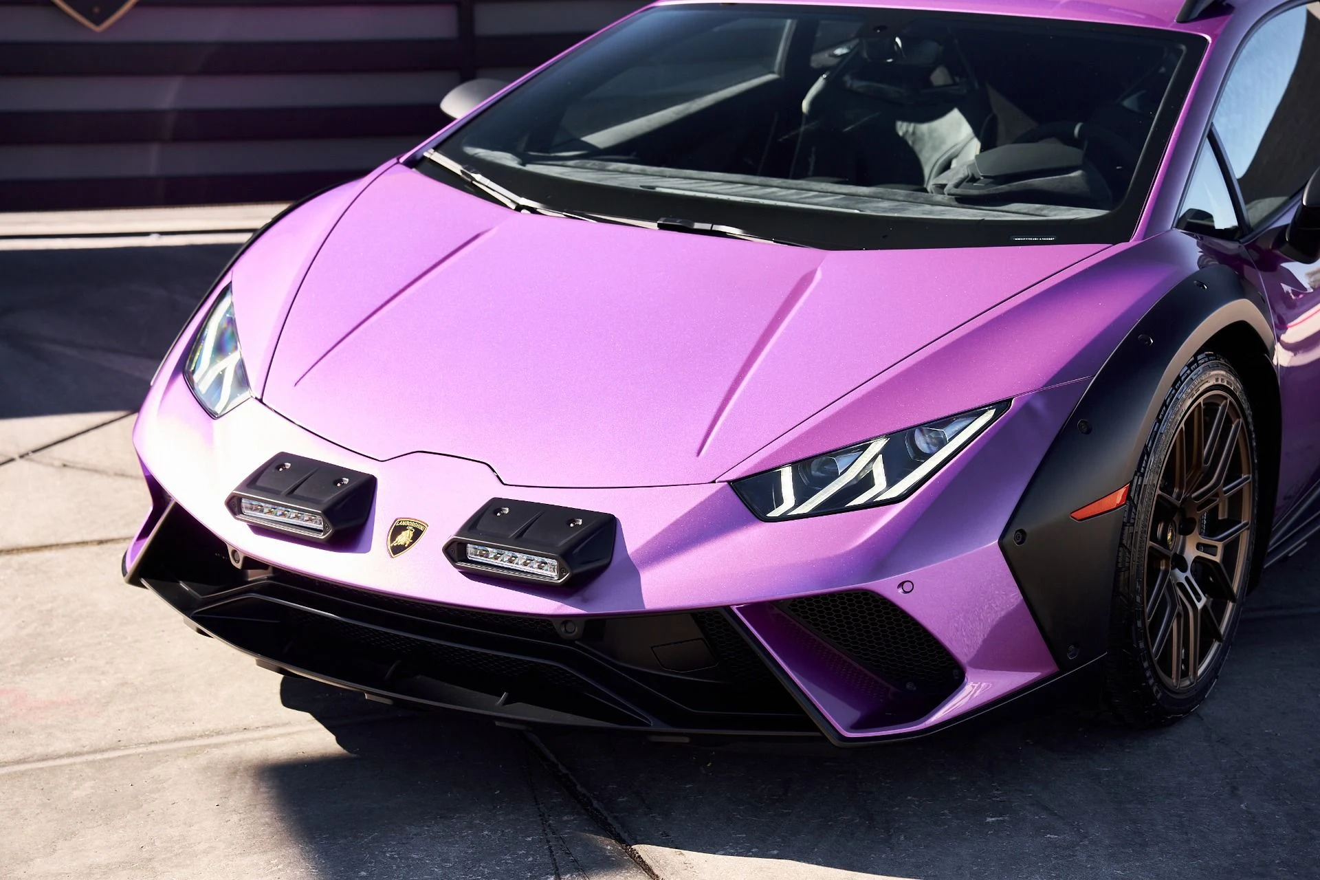 mph005_602229349_Used_2024_Lamborghini_Huracan_Sterrato_Base_1760828417_c19de6502c