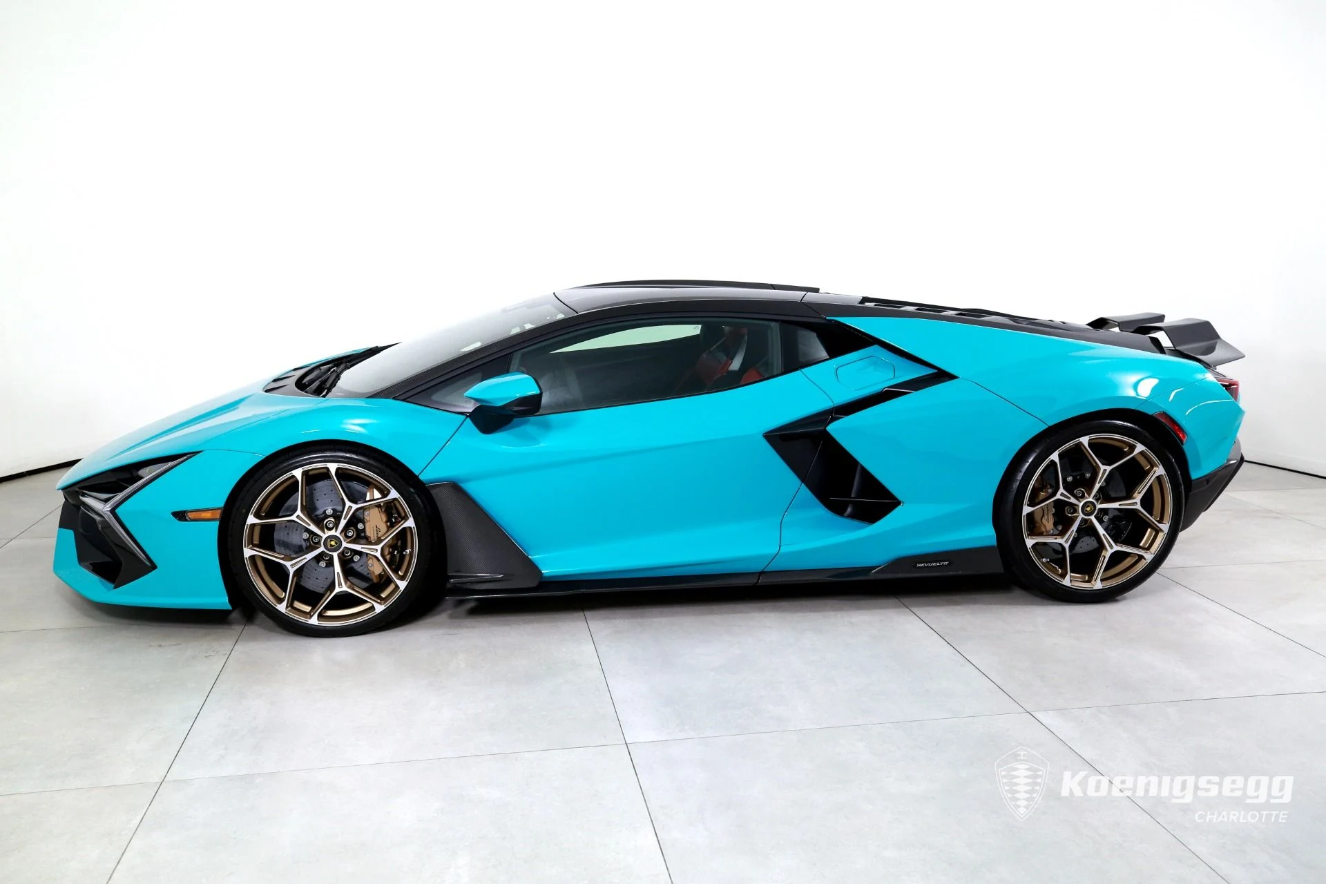 mph005_609308092_Used_2025_Lamborghini_Revuelto_1783438439_fbe44754bf
