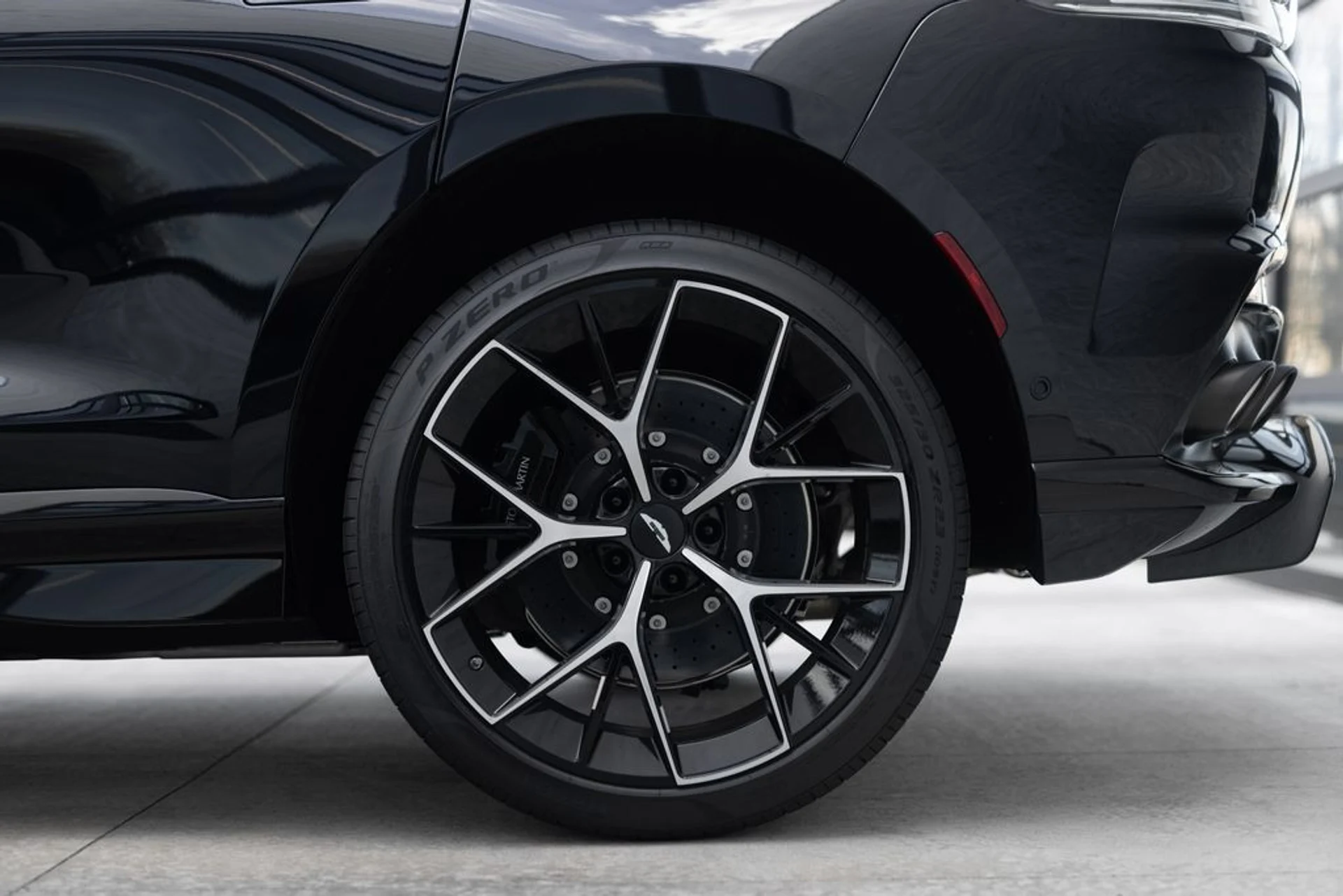 mph005_614317952_5b9b00c3692729303091f3547d327f1cx_9120e44733