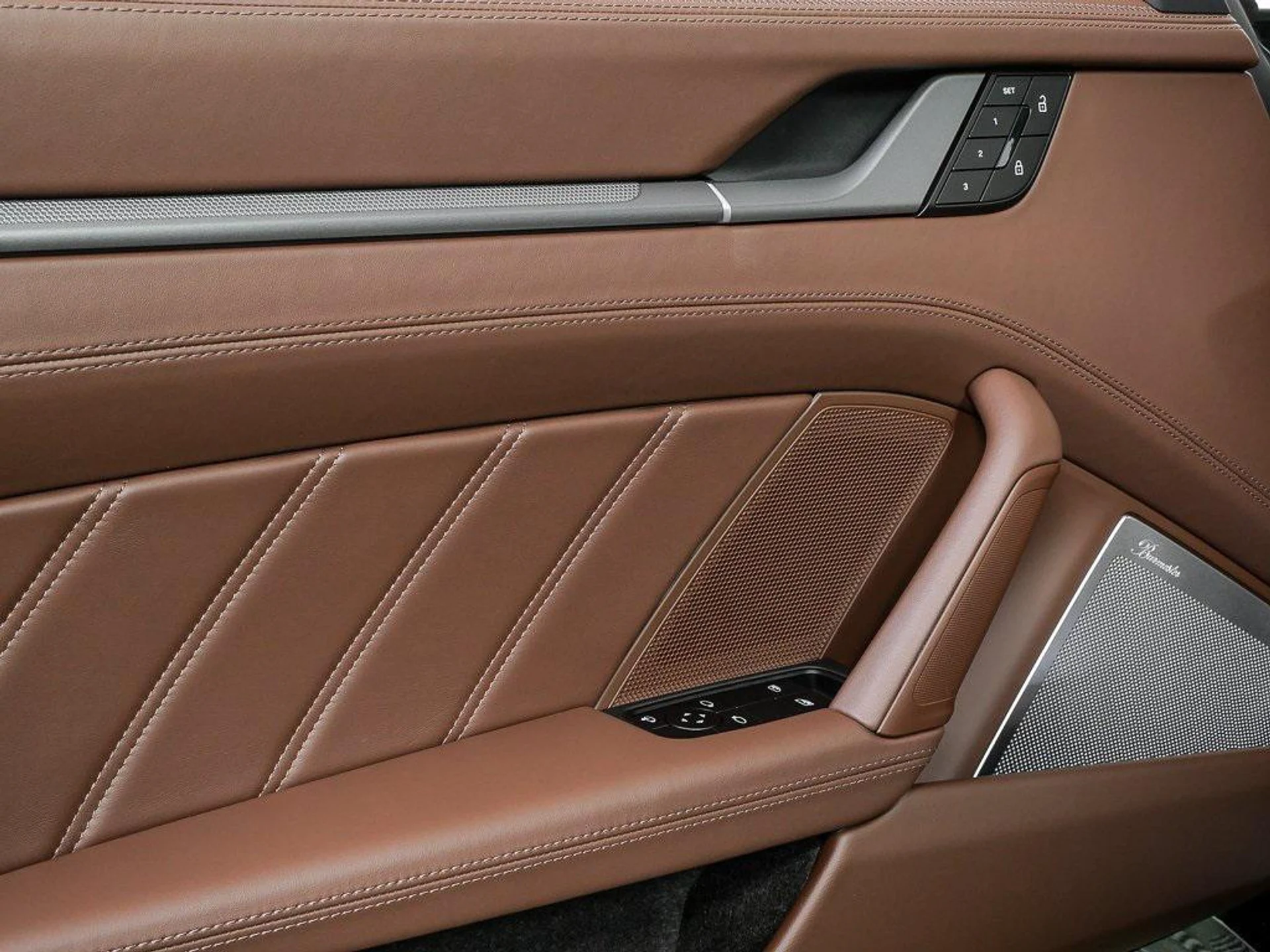 mph005_614924081_e4c_GU_1_Pk9bv_WDSC_6_K16_UFA_Ev_C3_Y_556f6006a4