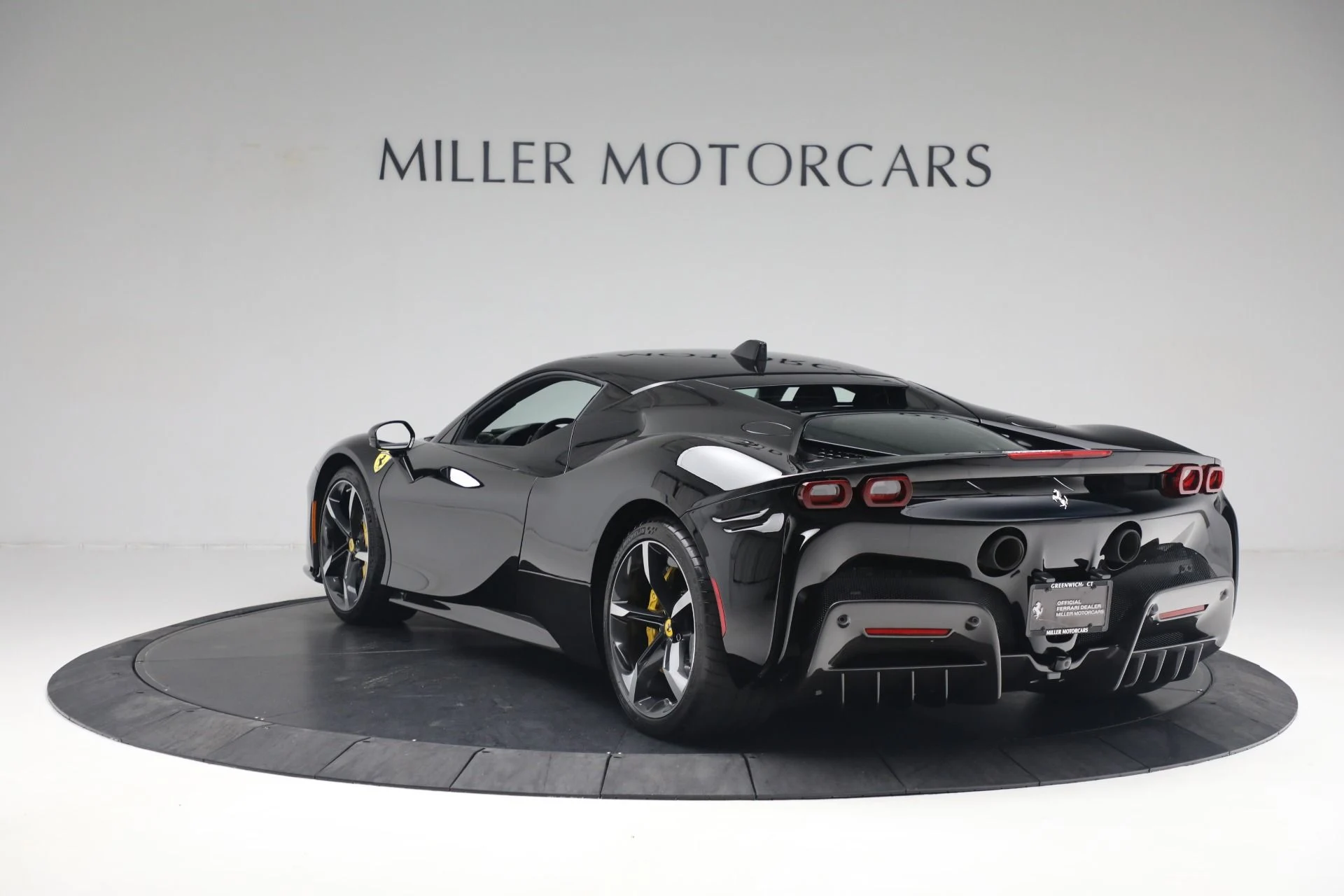 mph005_615958816_Used_2022_Ferrari_SF_90_Stradale_9dea5a918b