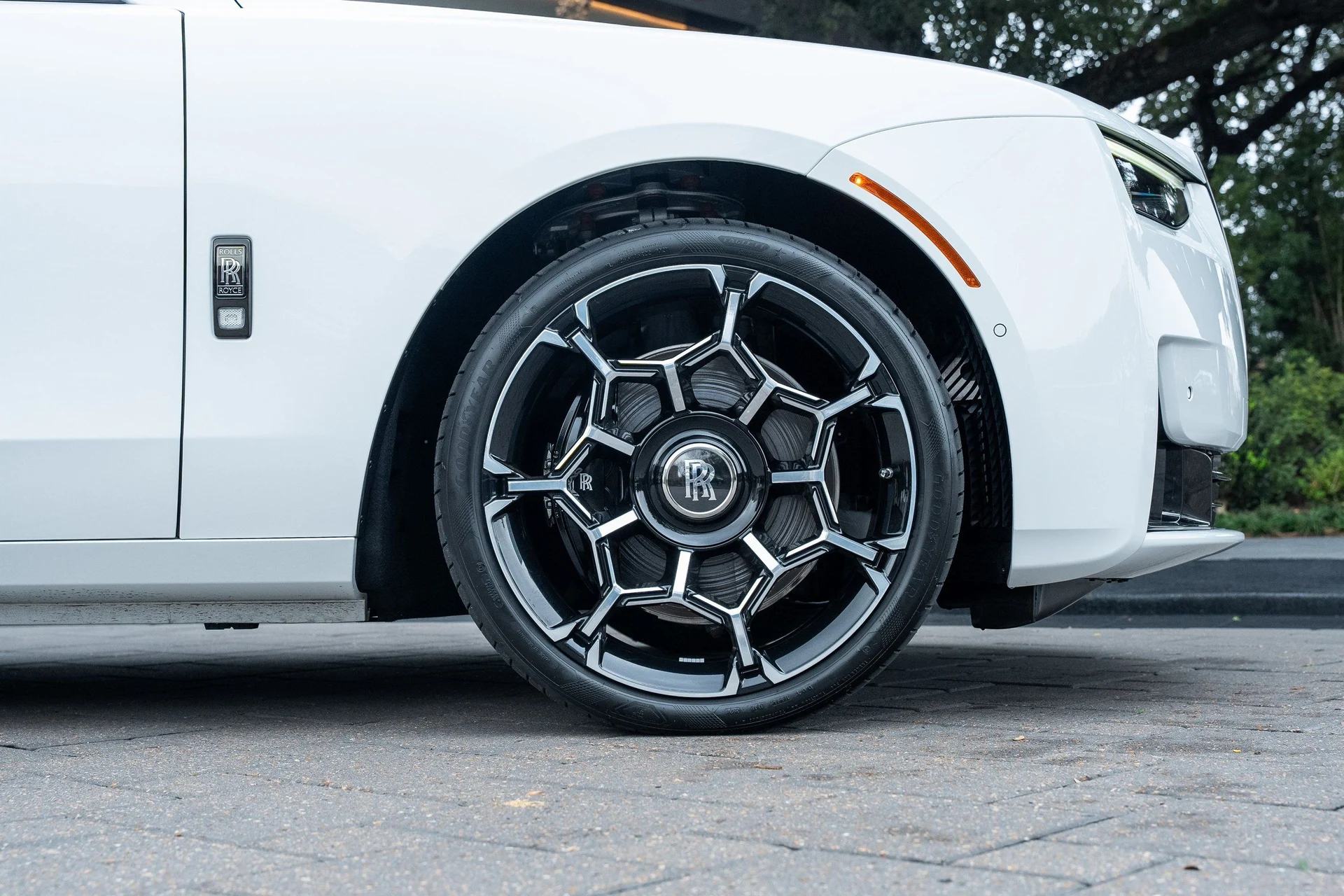 mph005_618507138_image_6_650a73c1bf