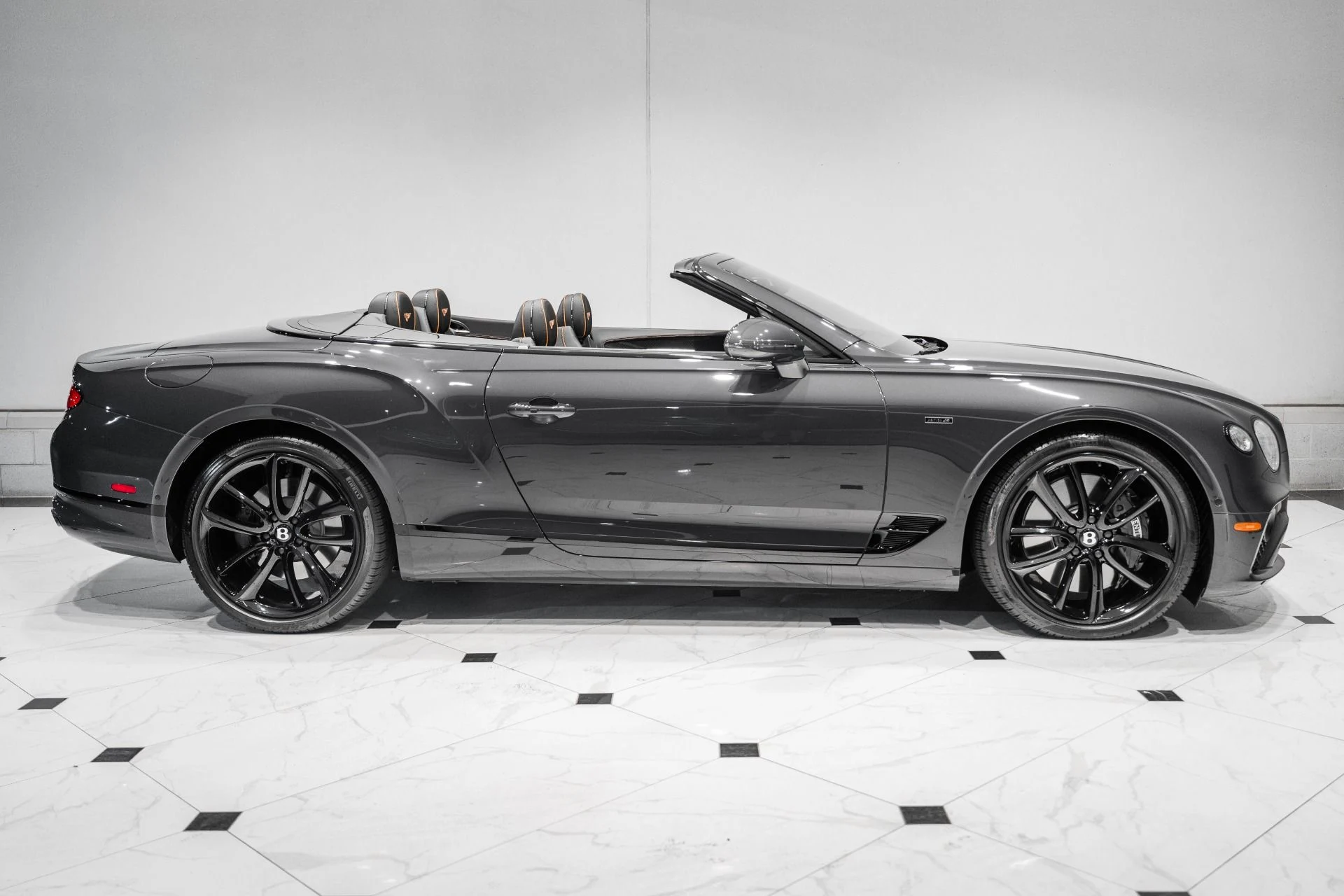 mph005_626497010_Used_2024_Bentley_Continental_GT_V8_1787756701_f0dc789108