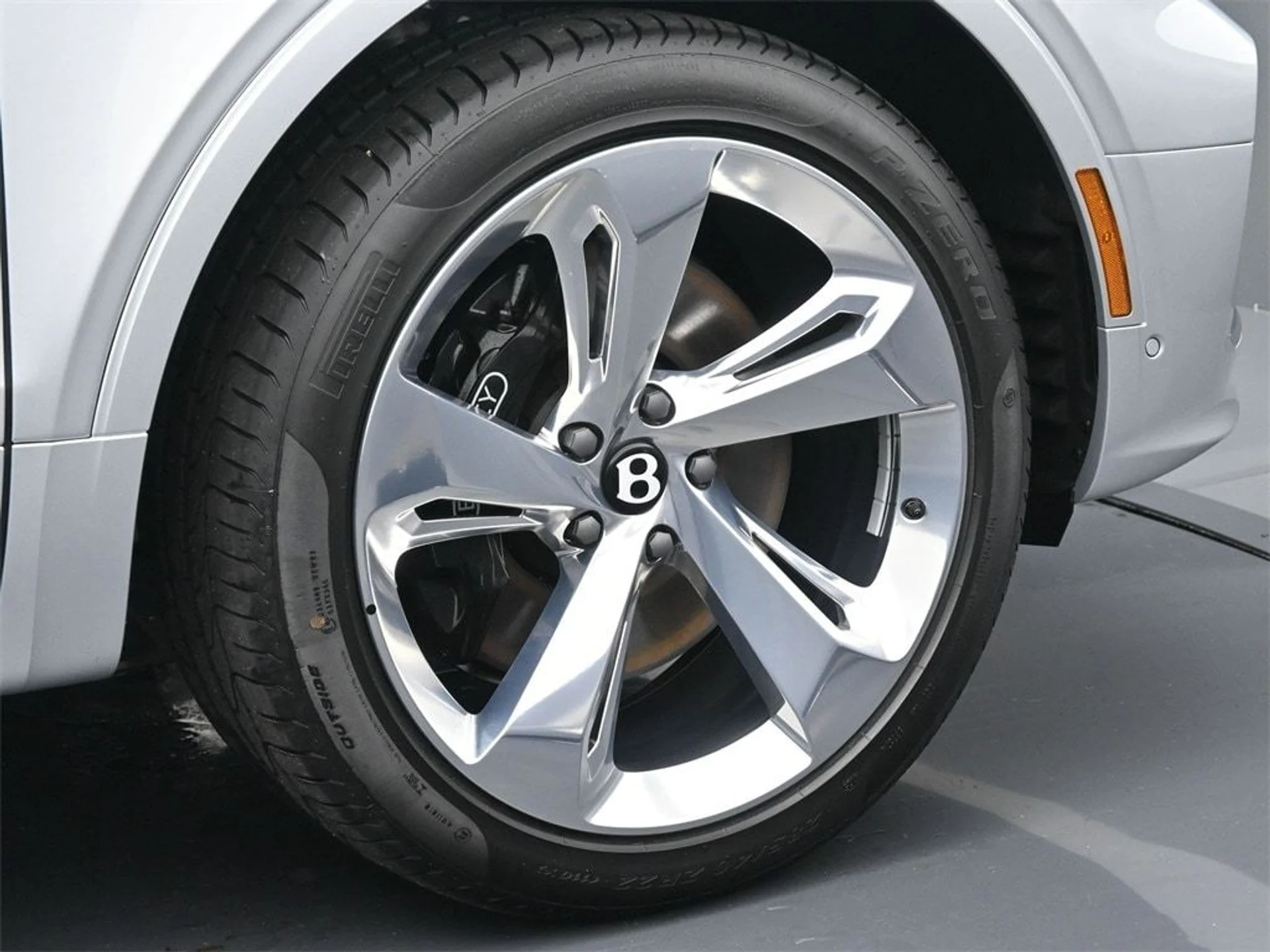 mph005_631820121_3f1e984bc544324dc123f0fa19732048x_38a64587bd