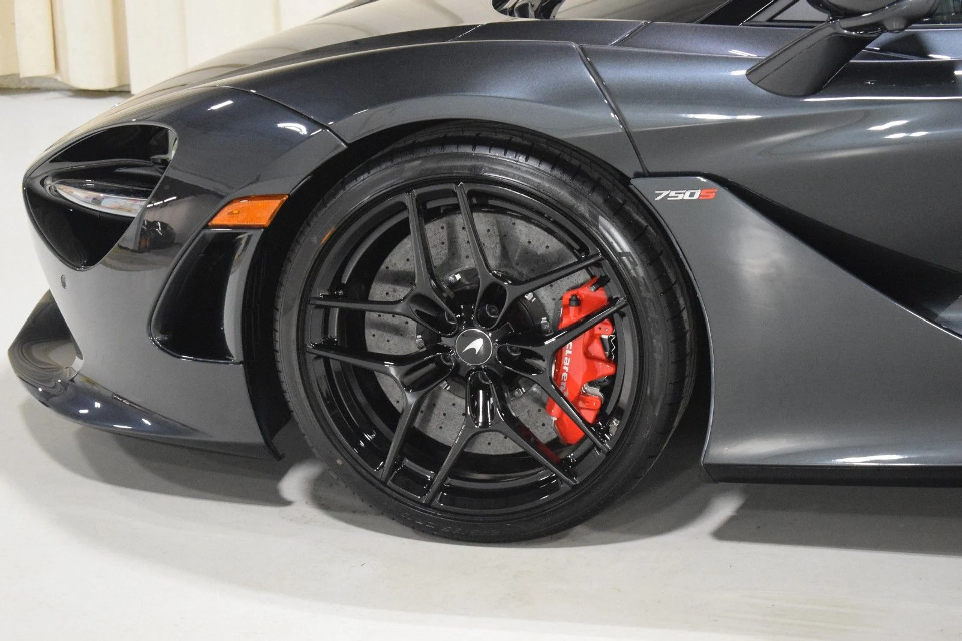 mph005_63537393_5e5f2bdc7be1db51e34eee95d1d407f2x_6c0e5d27bf