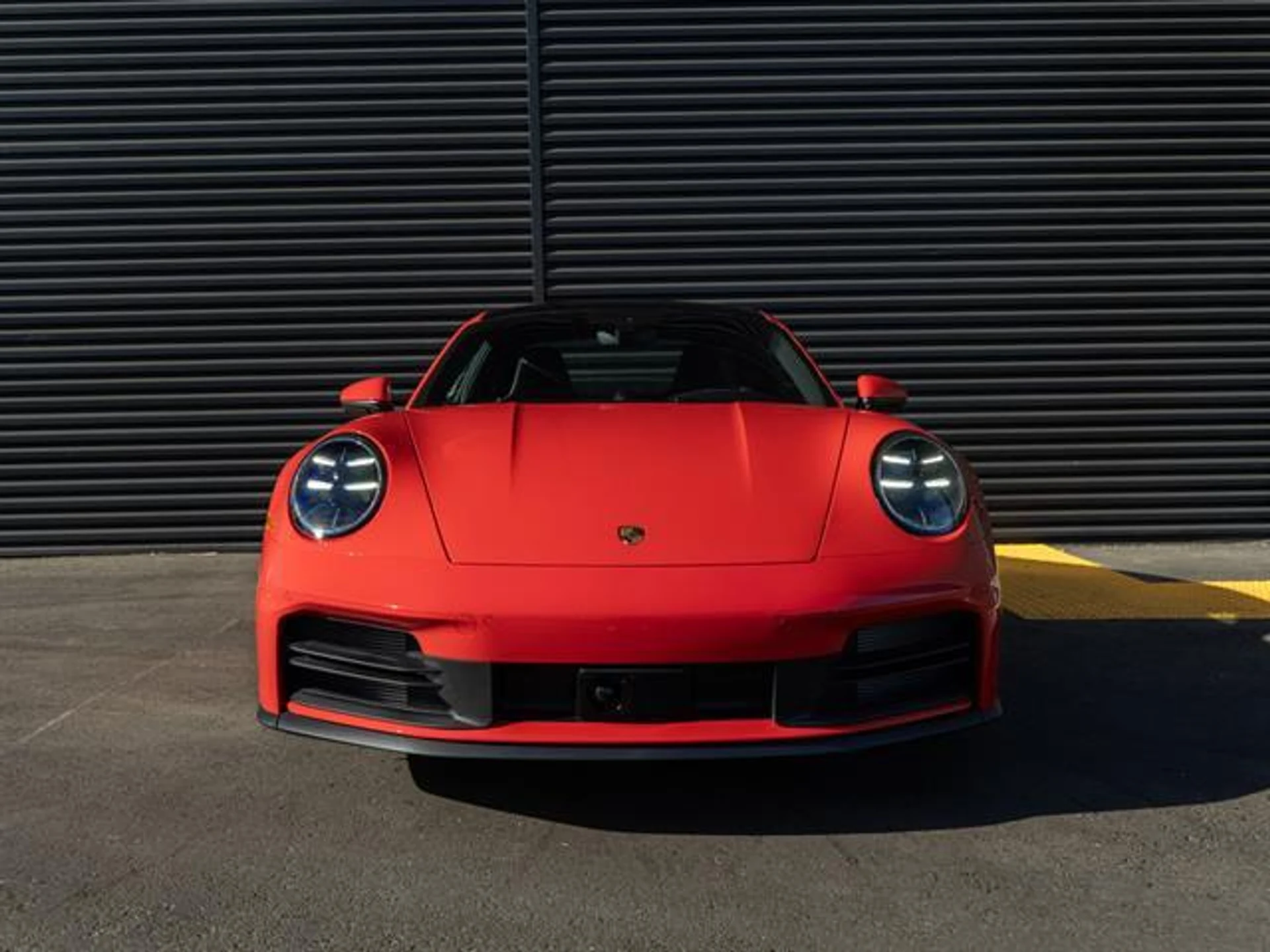 mph005_636037415_Mhptue8_E9y_Zv_POT_903t_F_Xje_RSSQ_5ffda4bf6b