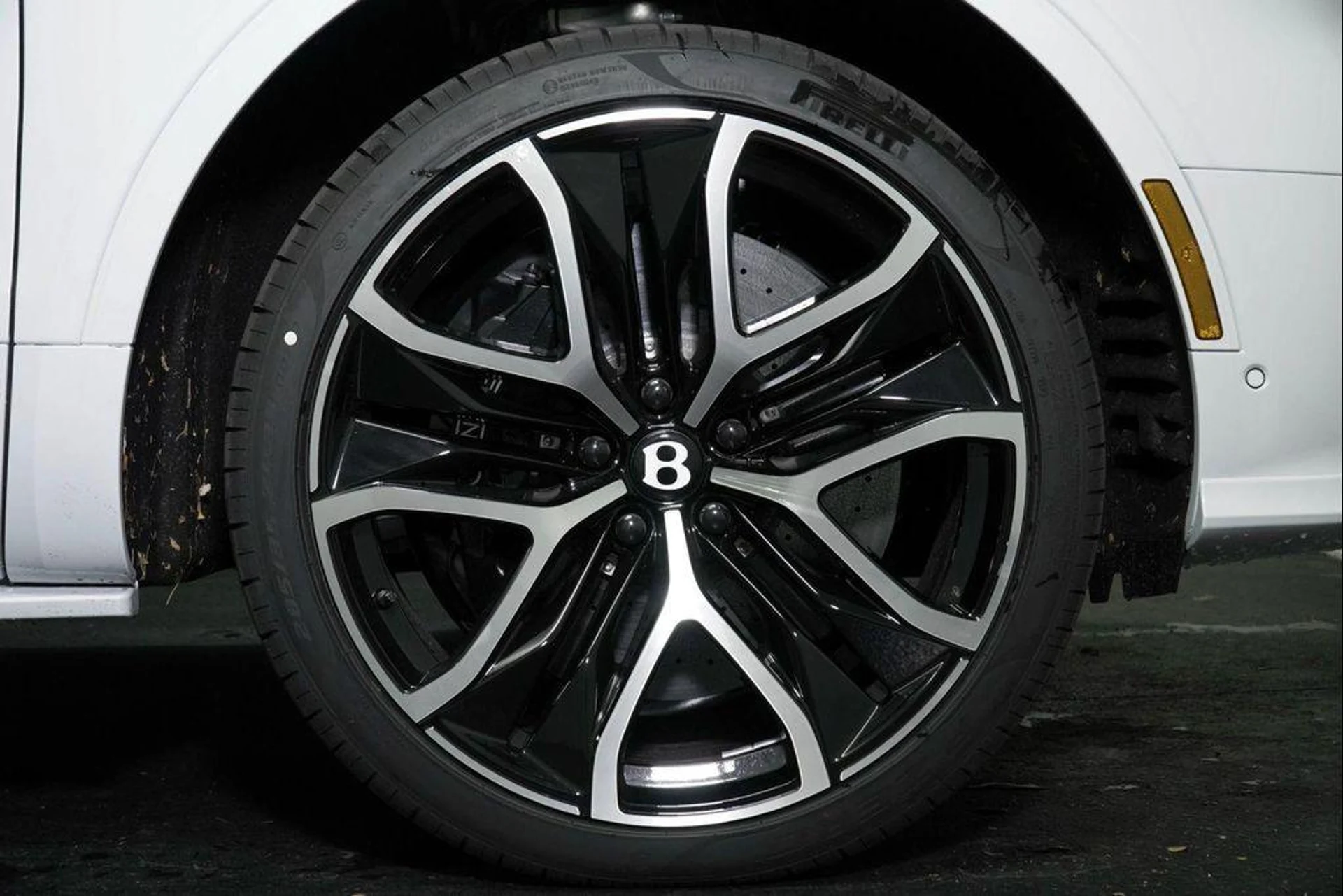 mph005_636604117_2jk46_HL_9brdp_Sim3y_F4_Yh740fl_A_555866aee2