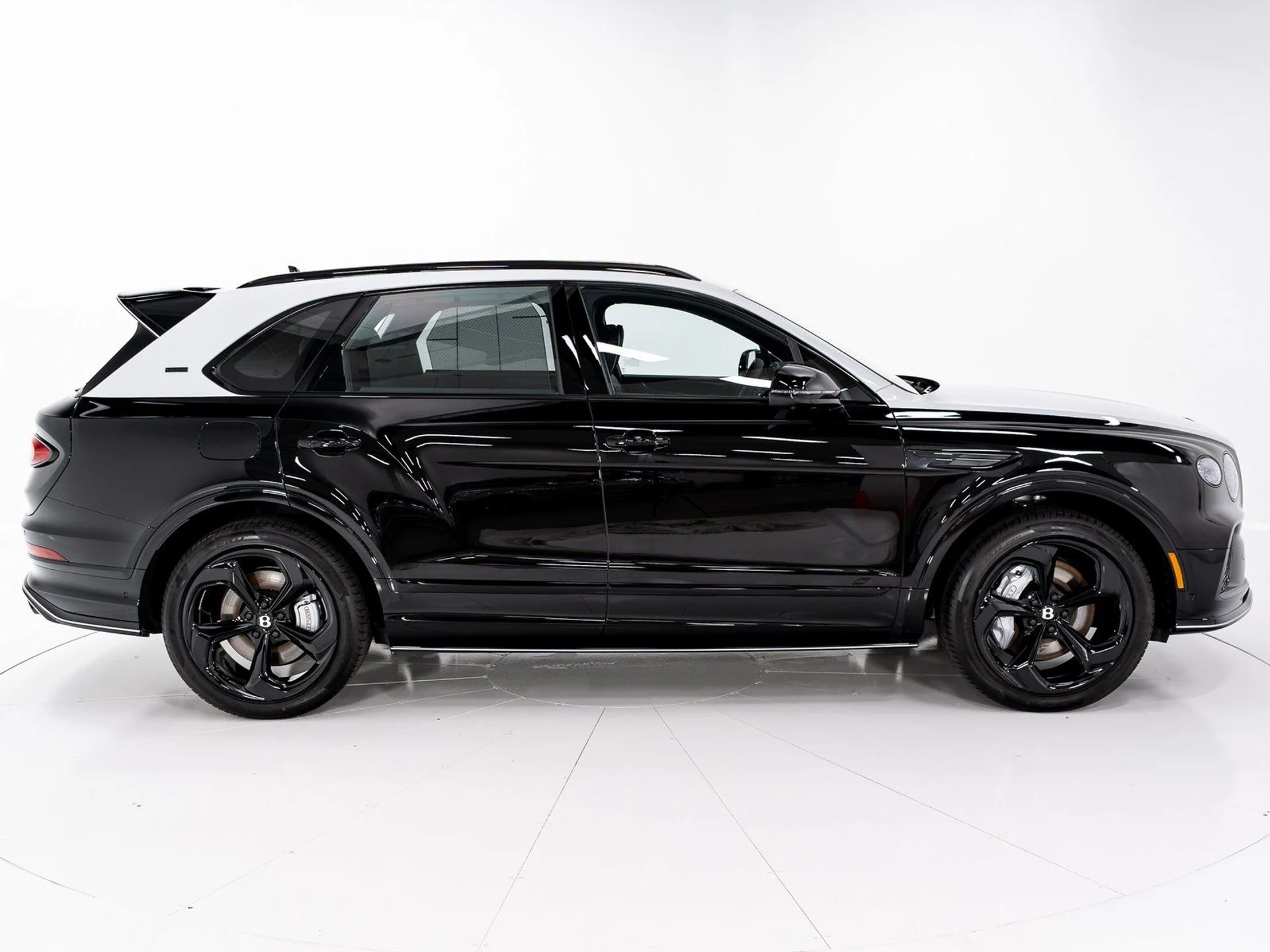 mph005_637444957_ce51207f3ecd493060632910457eae40_30005f2681