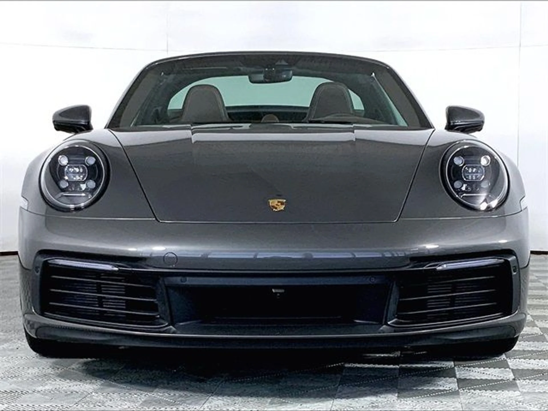 mph005_638014761_4eedea48c6bbc0aae938ce2e89e8c31d_cc8088b4ba