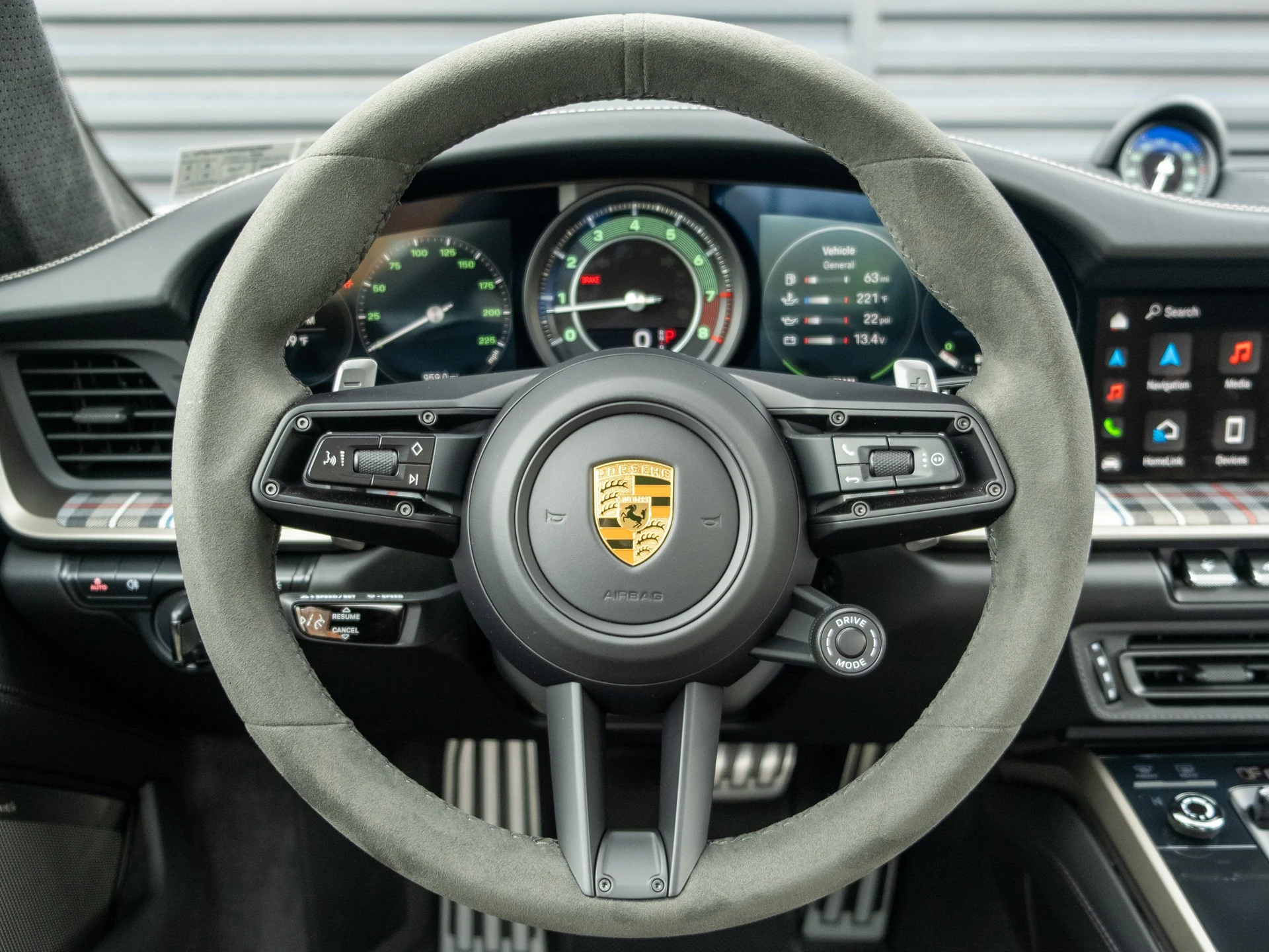 mph005_638709618_6_4e4d3b8d9a