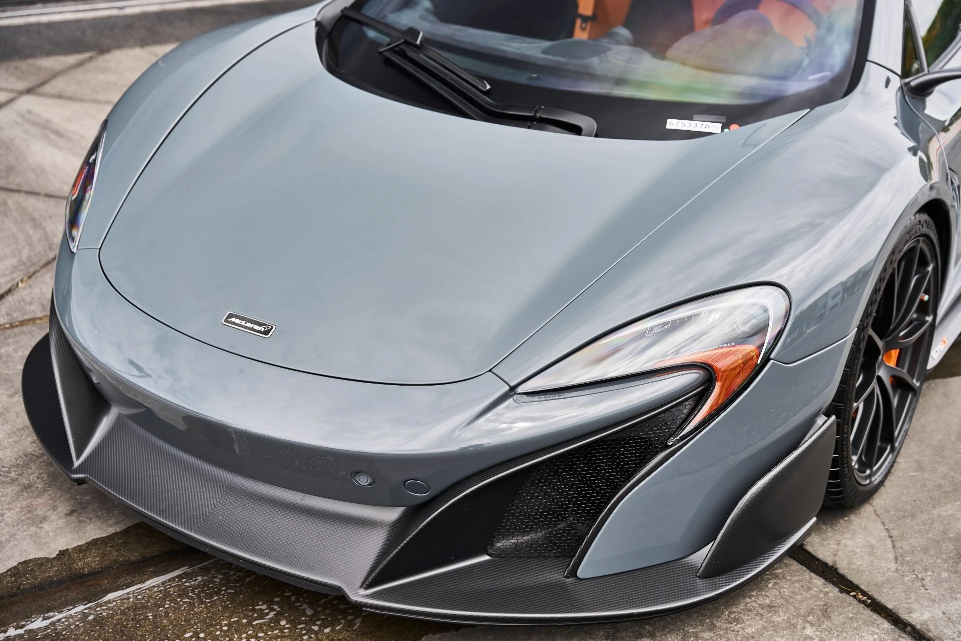 mph005_63877285_Used_2016_Mc_Laren_675_LT_Base_1784331564_ce84dfeb5a