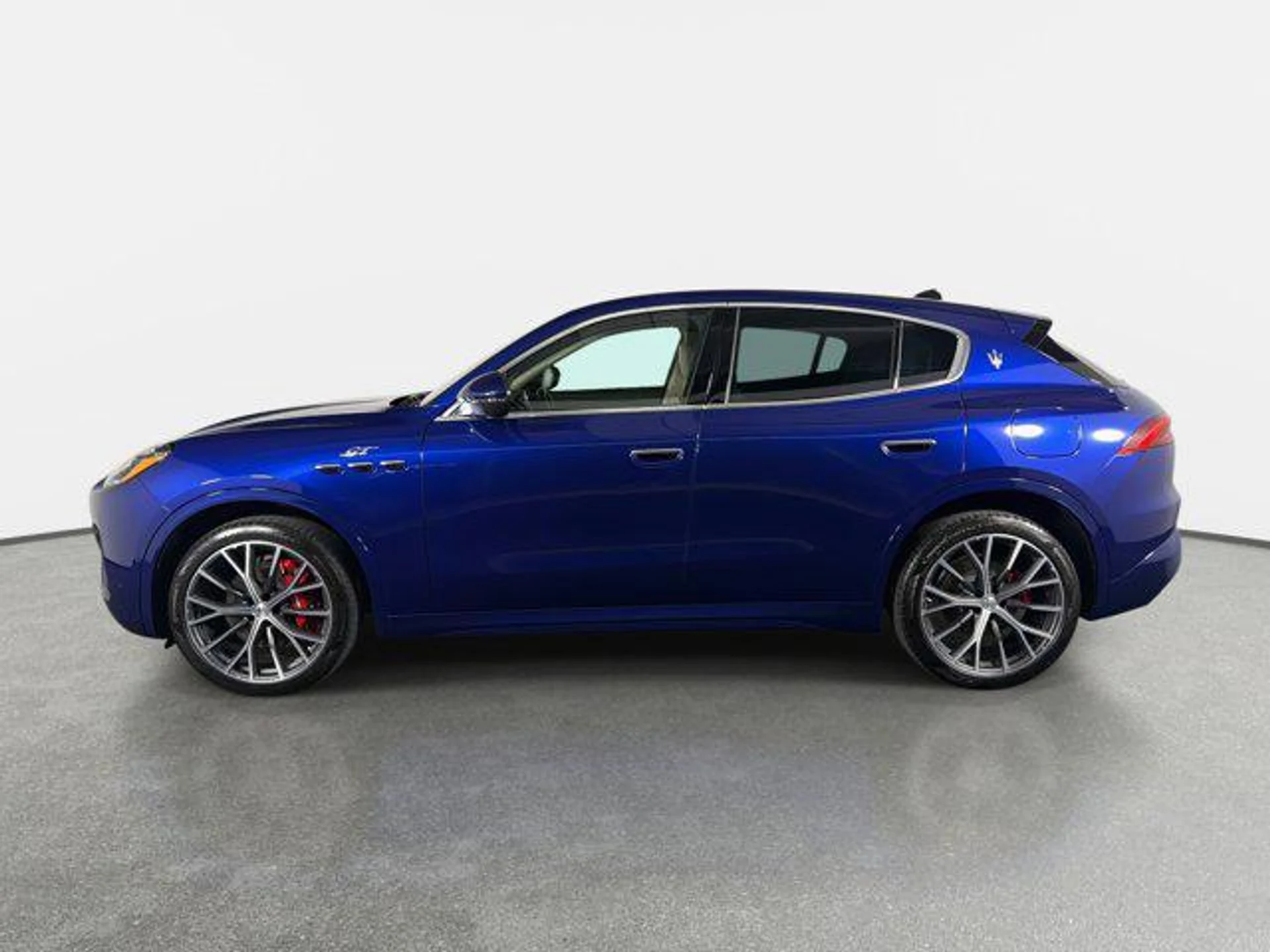 mph005_643747678_RM_TVX_Yta8_Em_QBJ_Gt9_b_Ou4f_XM_0b24d597cb