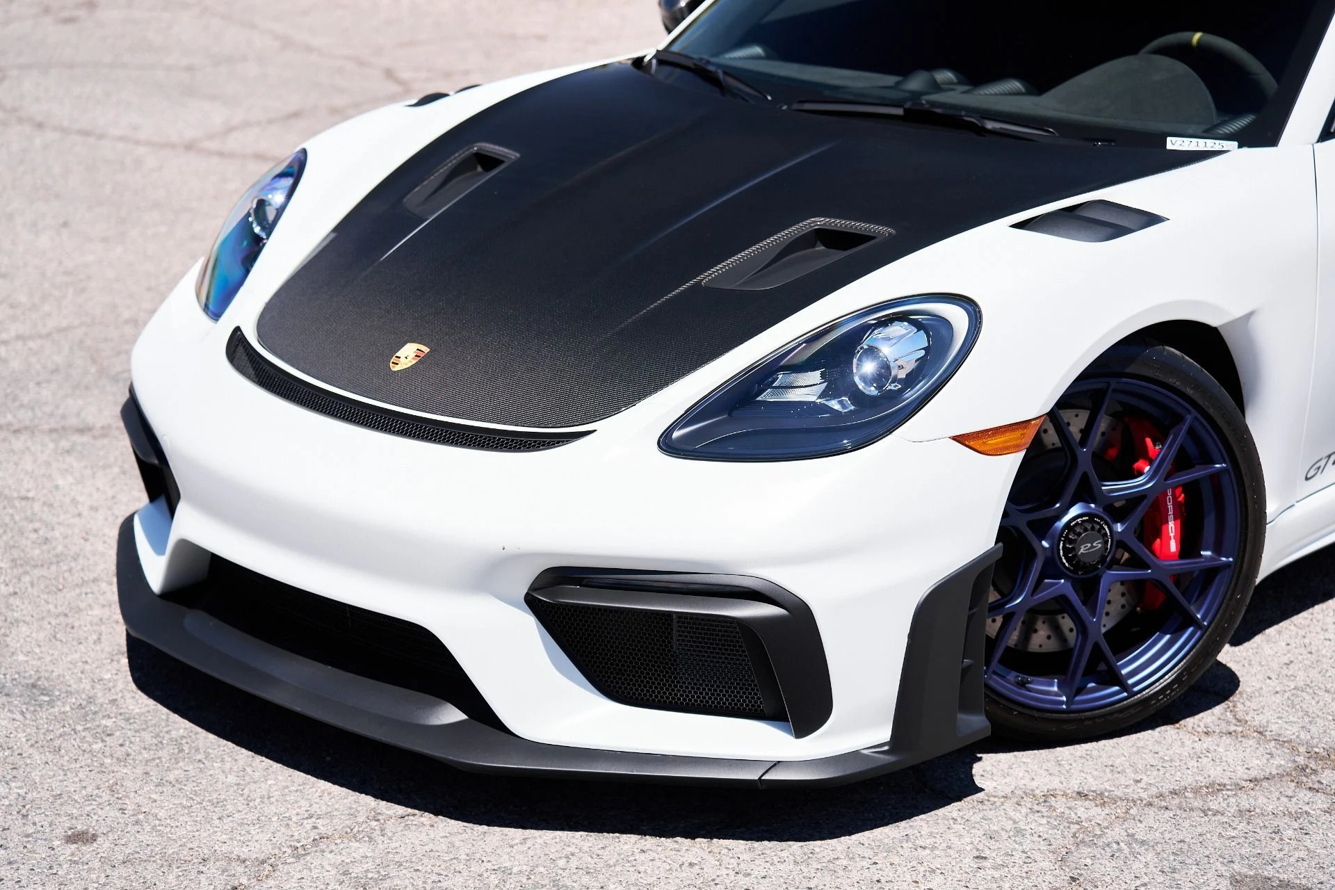 mph005_6470101_Used_2025_Porsche_718_Cayman_GT_4_RS_1754674090_8e6b0ca81e