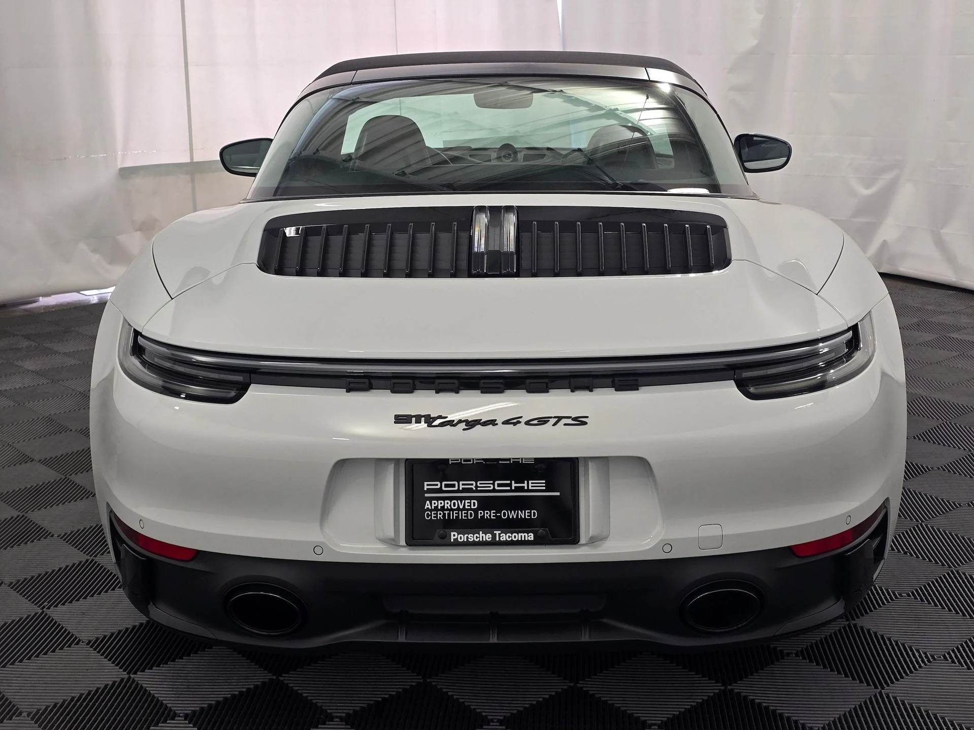 mph005_651992605_3d1c840936cc8ca400b83ef5c9094857x_1a461b1319