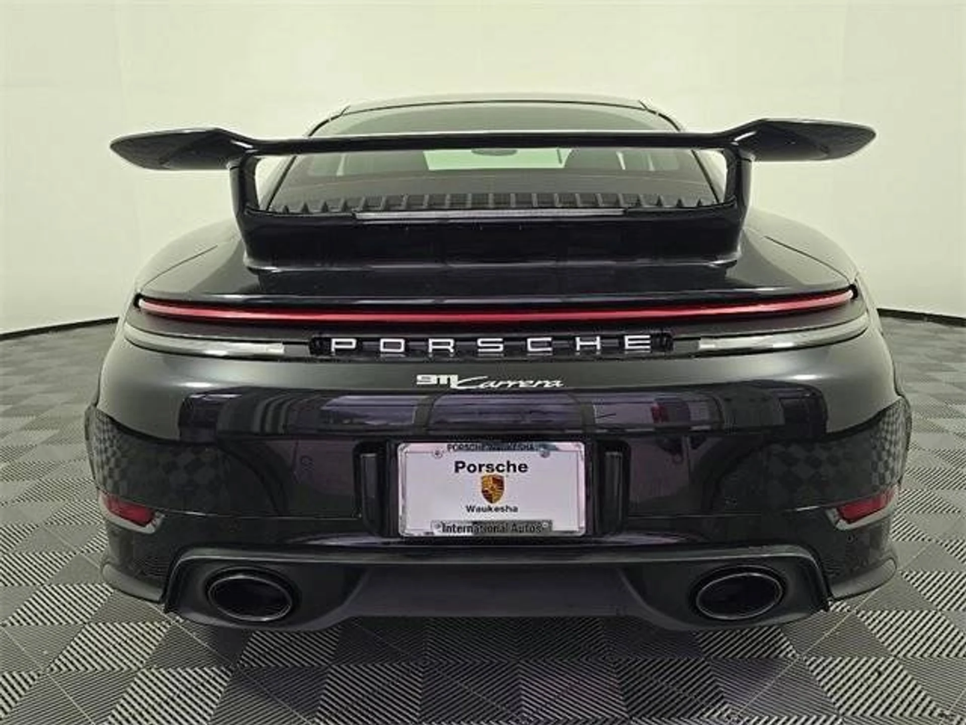 mph005_653419205_1280_1557a9ef3f