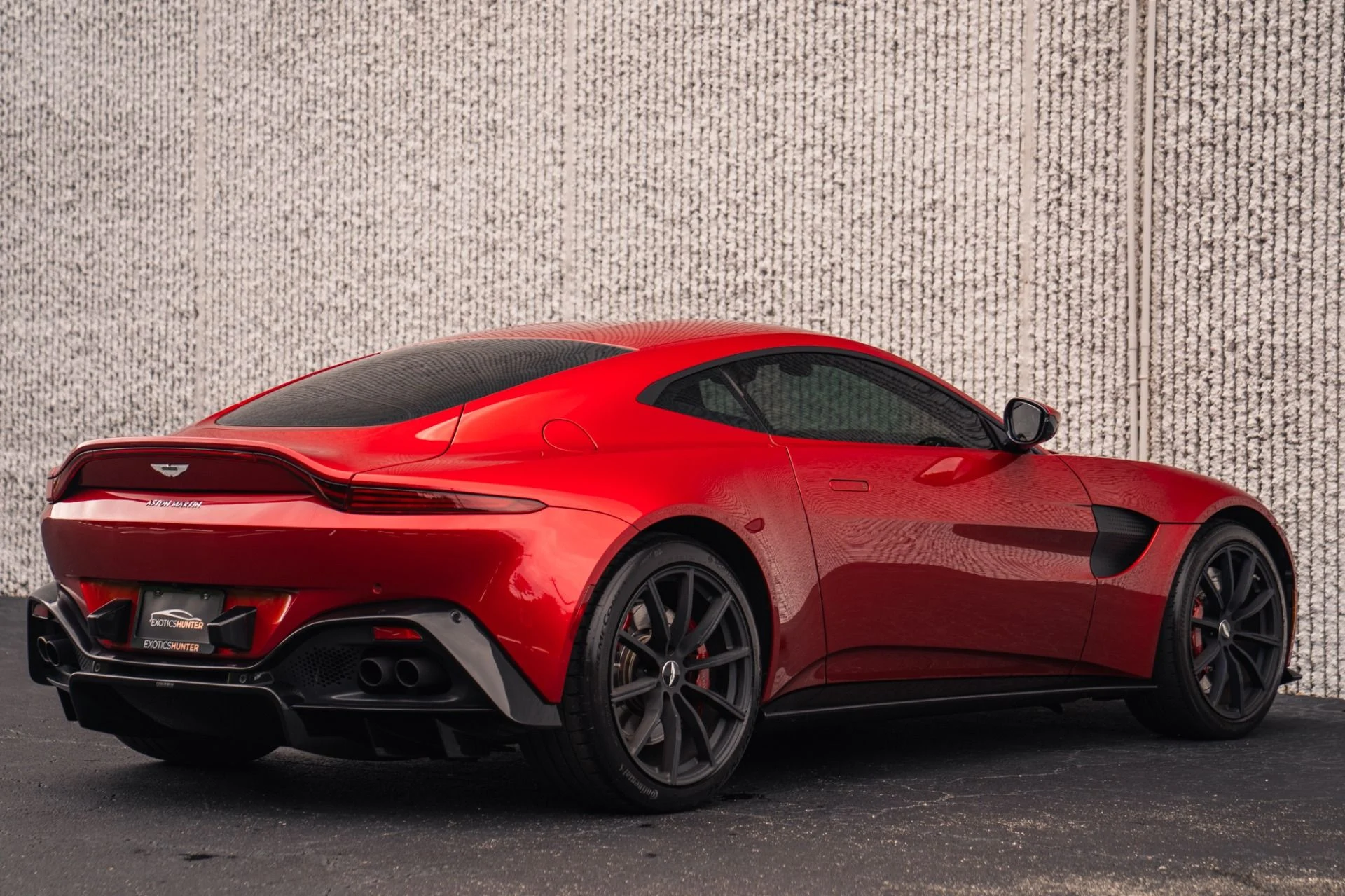 mph005_673447082_Used_2019_Aston_Martin_Vantage_Painted_Hyper_Red_1790717746_0b278c4ba6