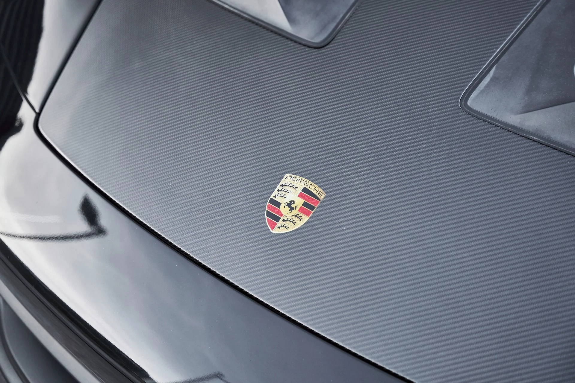 mph005_67369354_Used_2024_Porsche_911_GT_3_RS_1766112706_9644f2920c