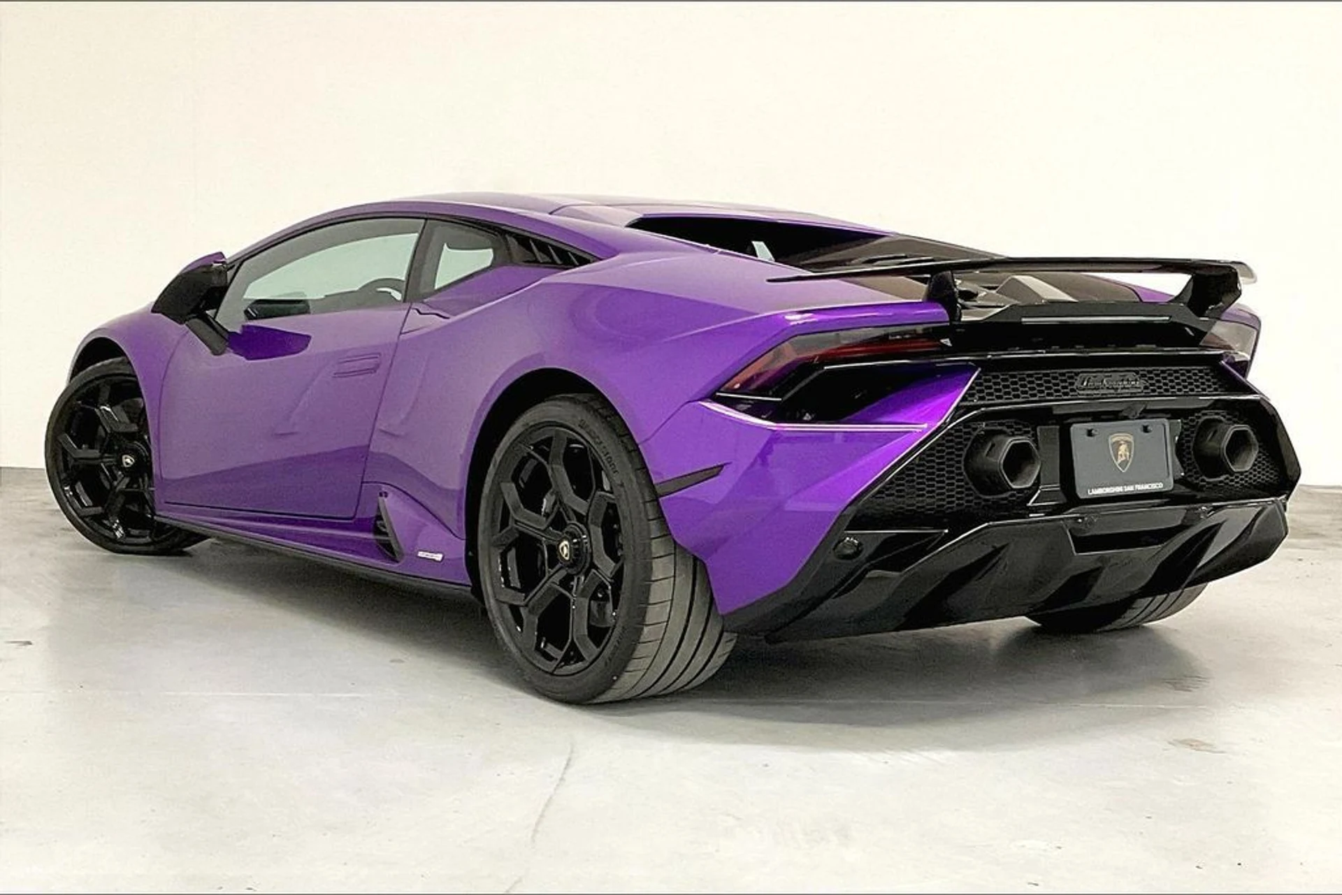 mph005_677632324_990bc69b020a23b88ae85463ee9b8ba1x_252b87db50