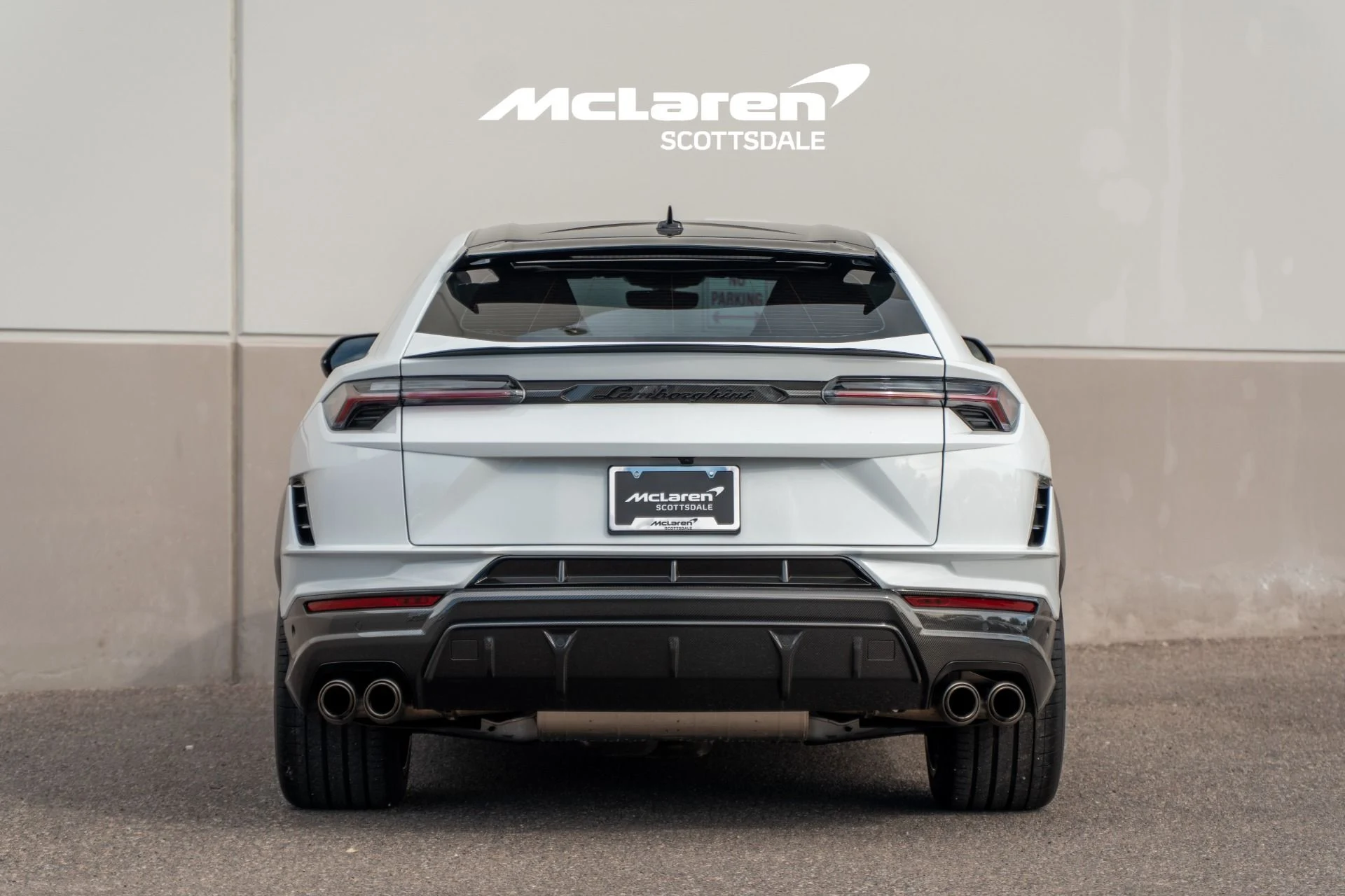 mph005_677641678_Used_2024_LAMBORGHINI_URUS_Performante_1764564221_8331b58597