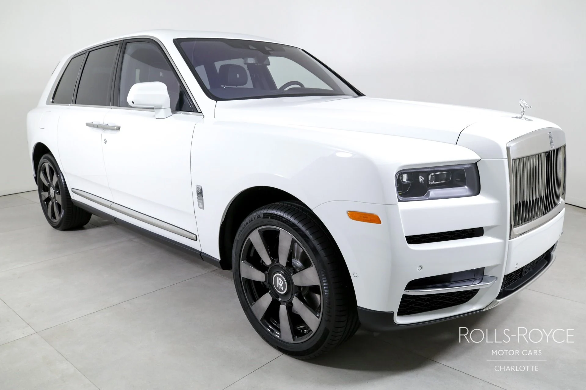 mph005_683626939_Used_2024_Rolls_Royce_Cullinan_1717710754_8a11b961bb